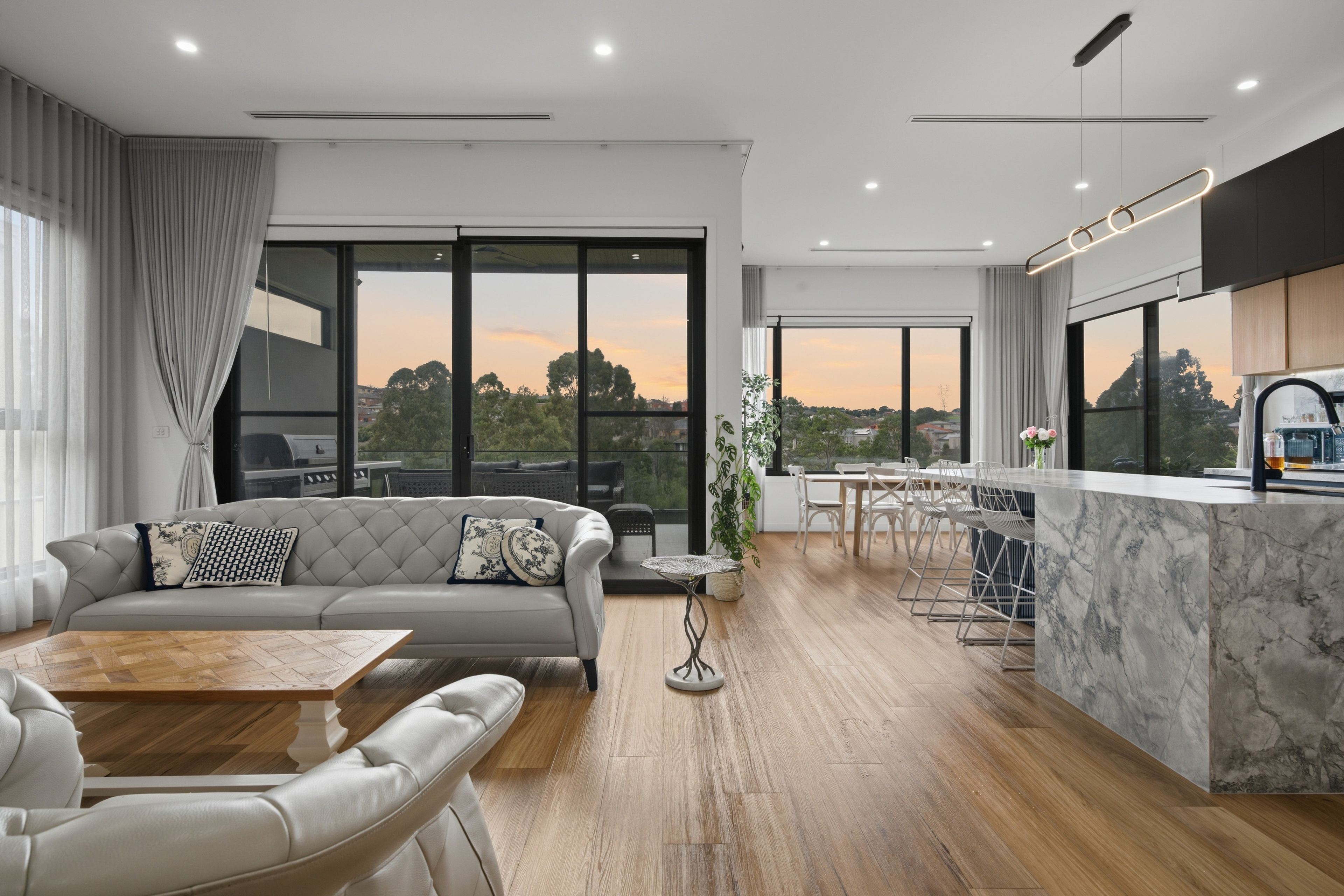 22 Linlithgow Way — photo 4 of 18