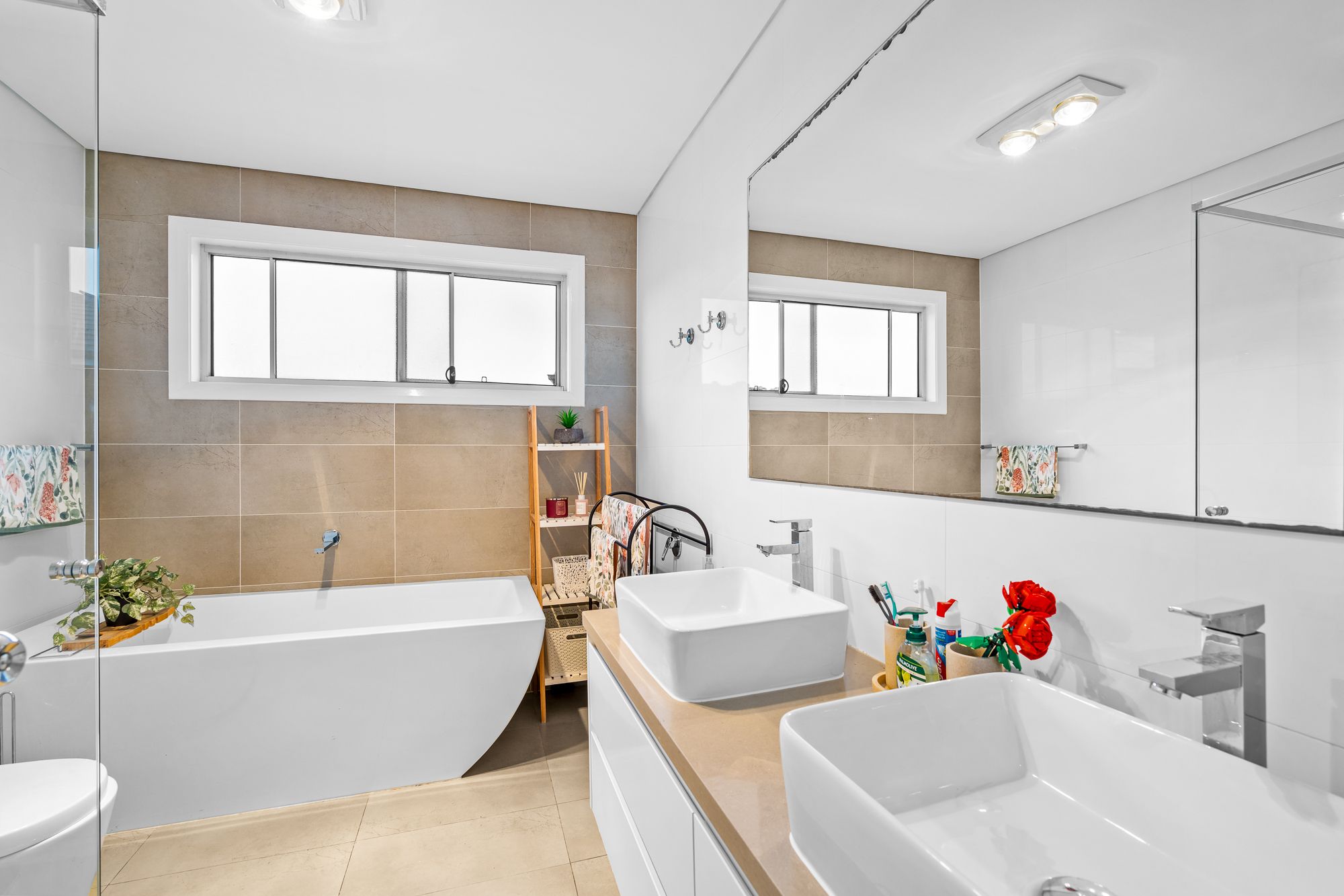 2 Lapstone Street — photo 10 of 22