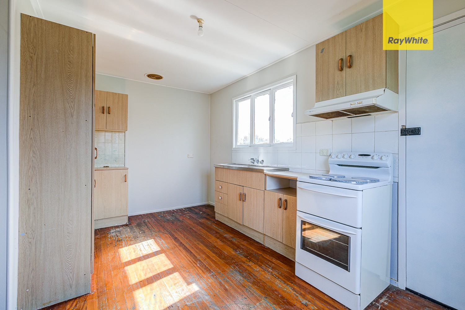 42 Golden Street, Logan Central, QLD 4114
