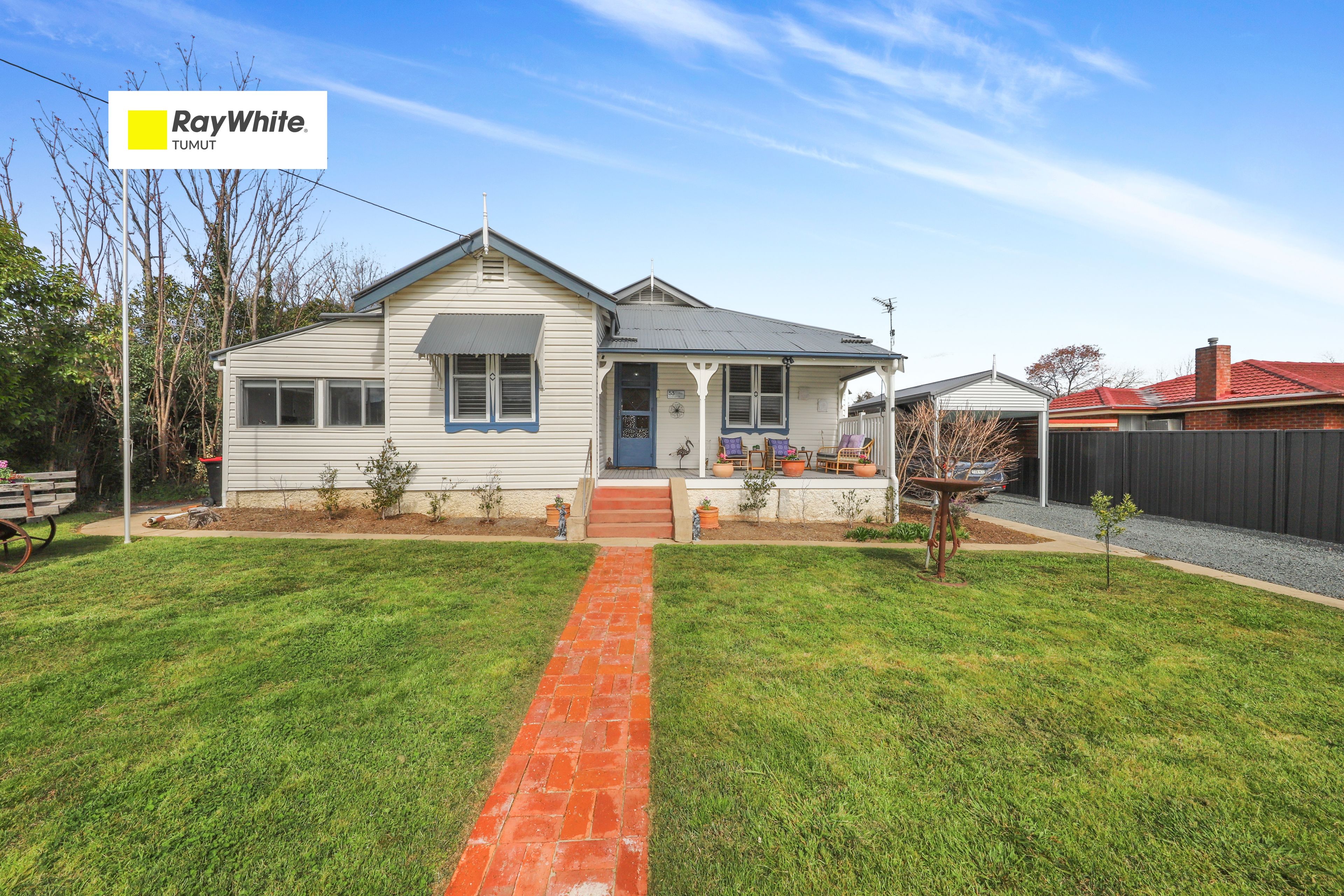 53 Lockhart Street — photo from Ray White Tumut