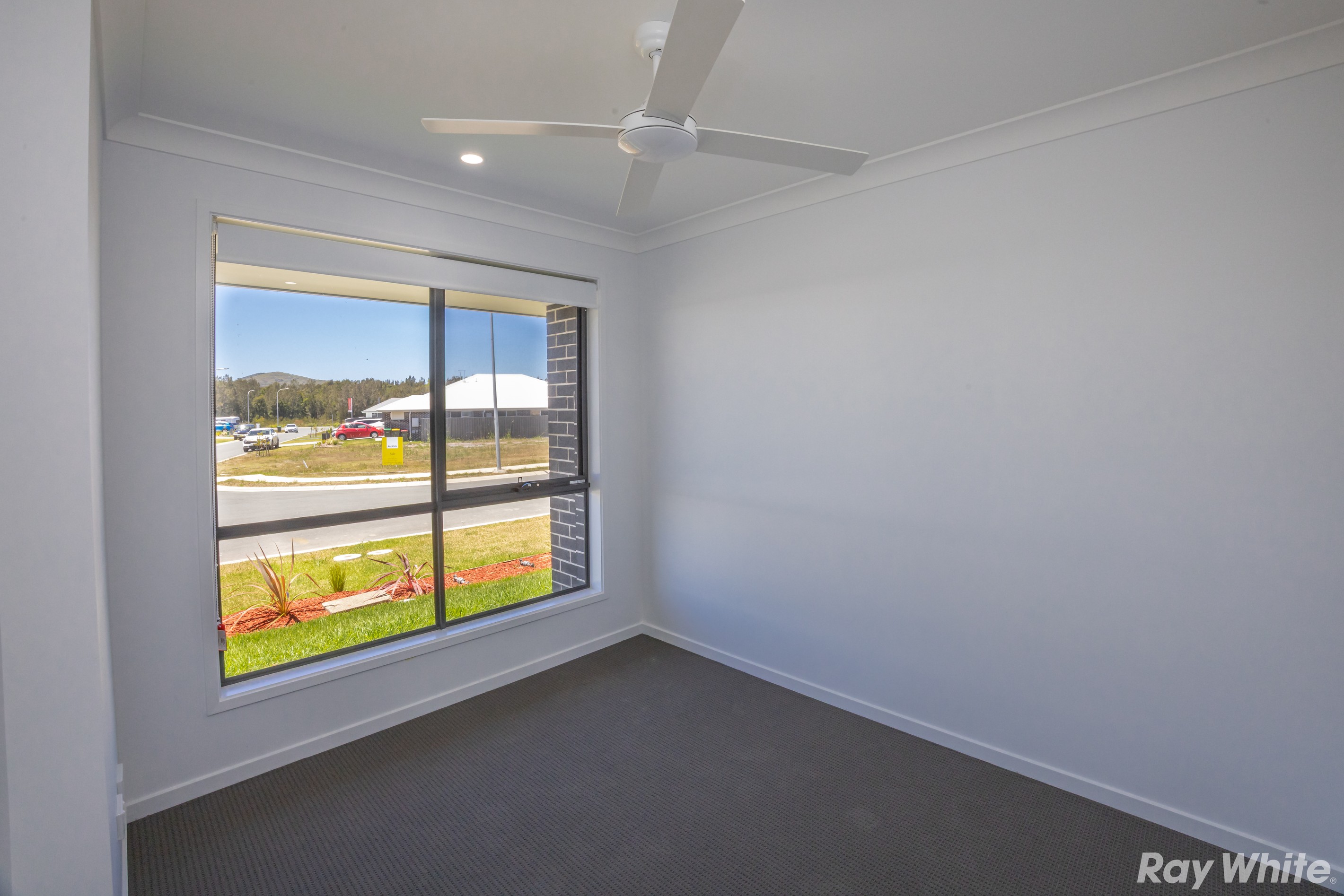 2/56 Iluka Boulevard, Forster, NSW 2428