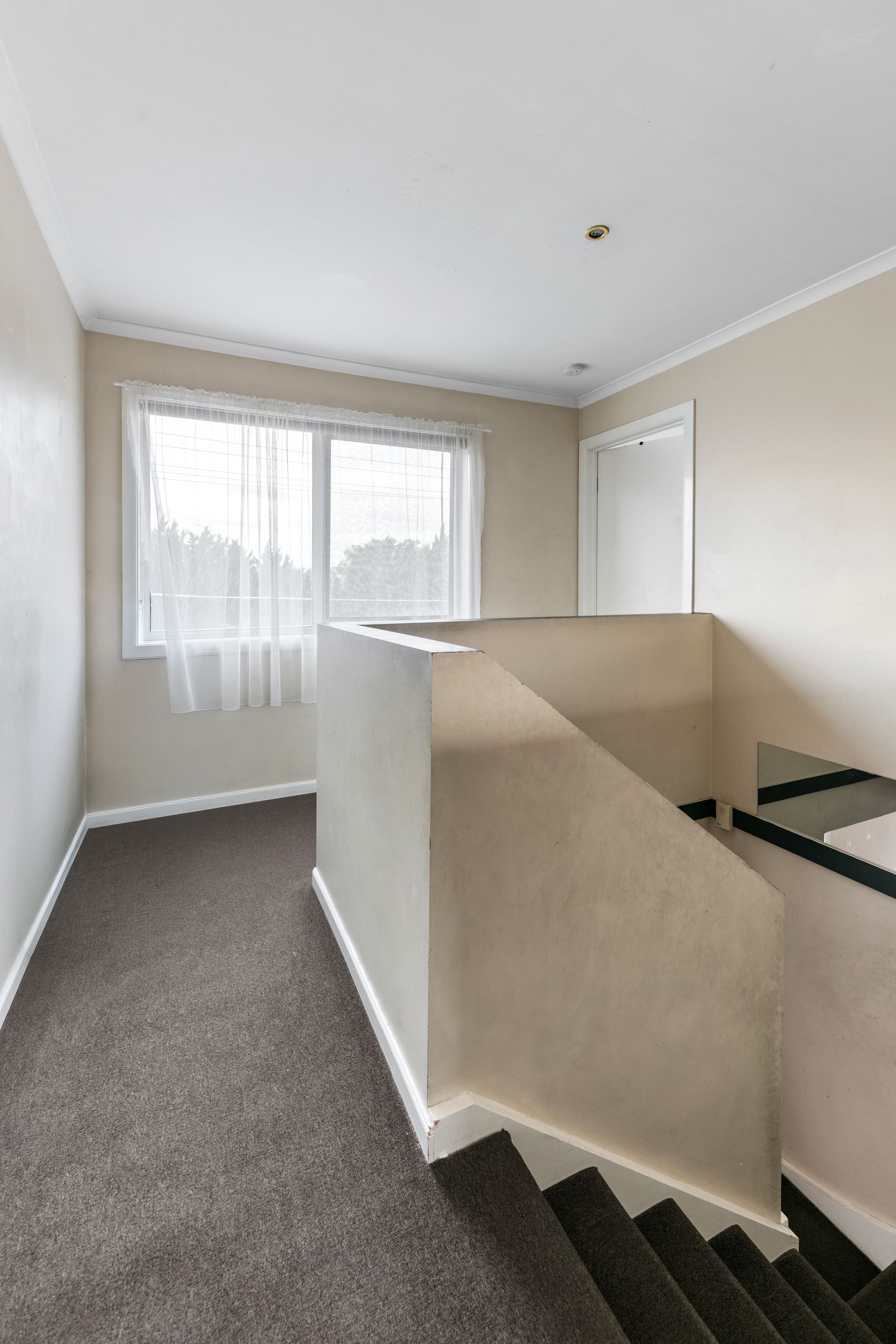 95 Cypress Avenue — photo 14 of 16