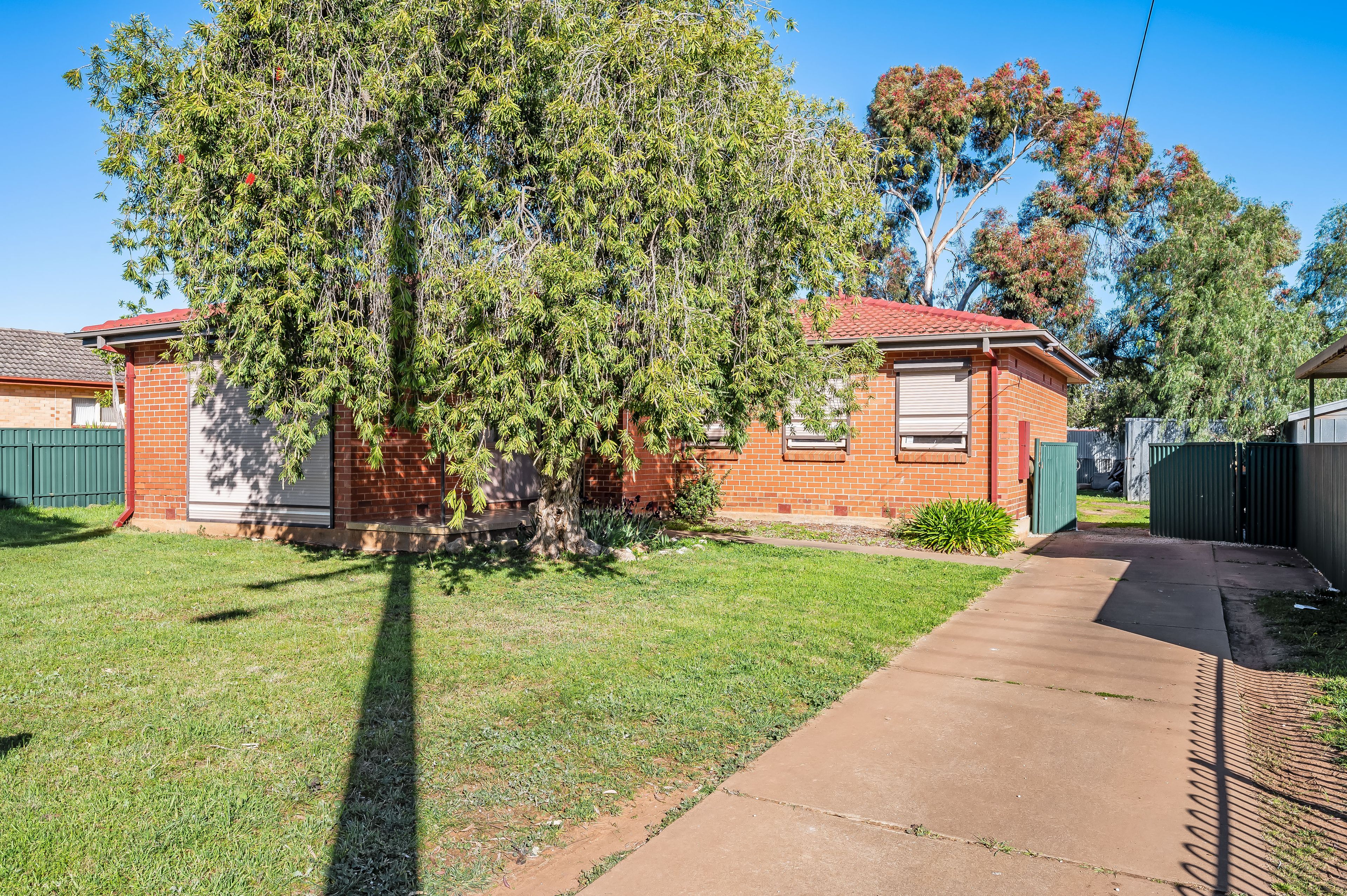 25 Crittenden Road, Smithfield Plains, SA 5114