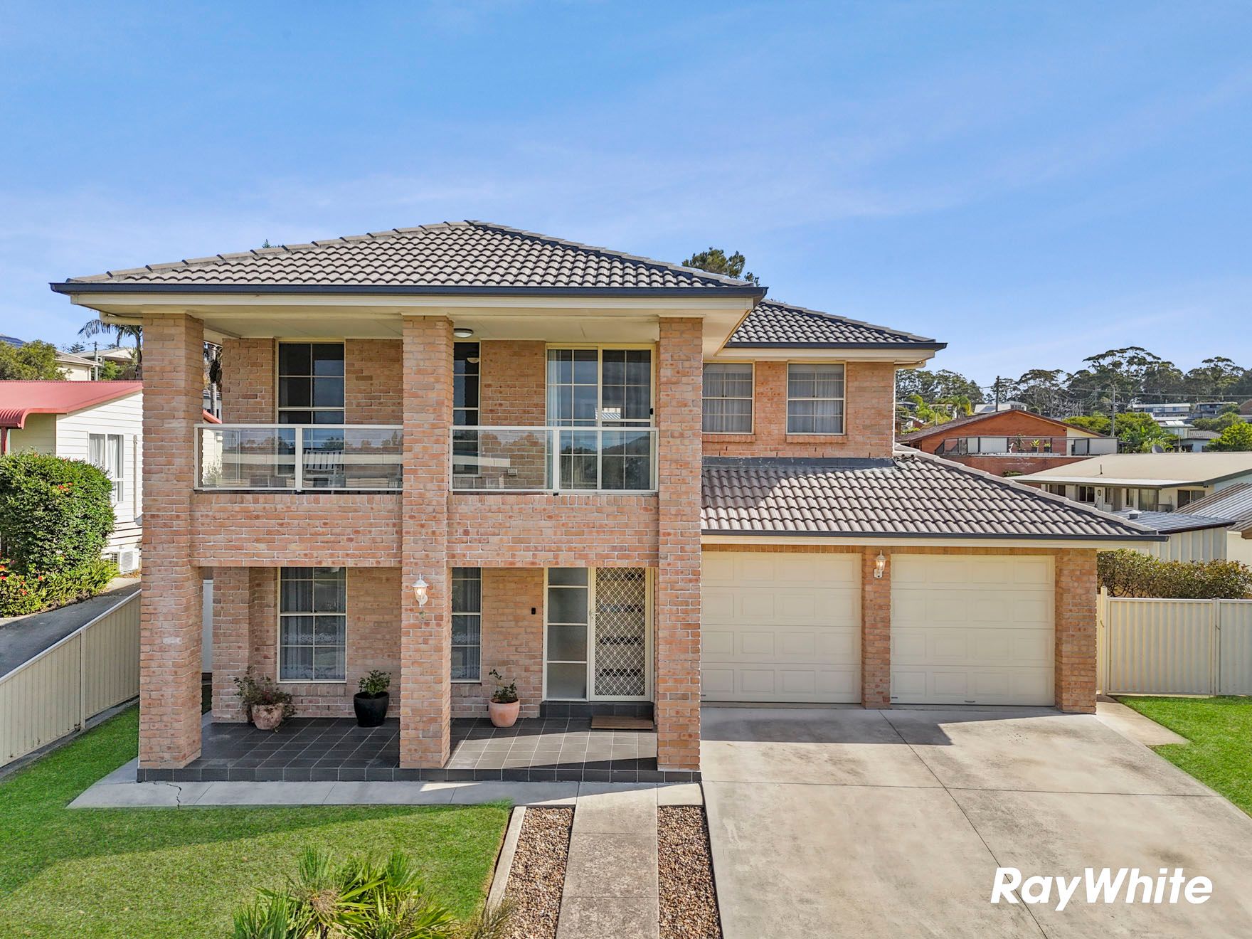 3 Andrew Avenue, Tuross Head NSW 2537