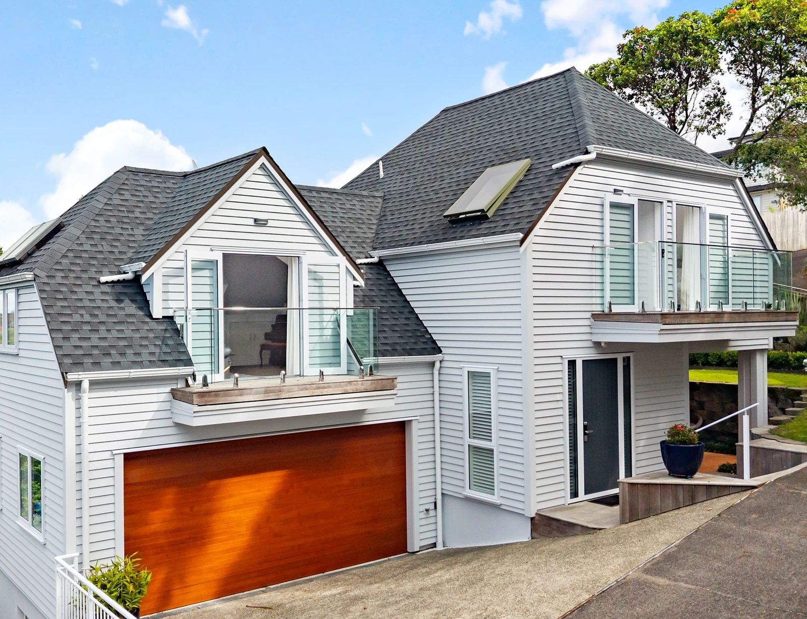 1/21 Rangitoto Terrace, Milford, North Shore City