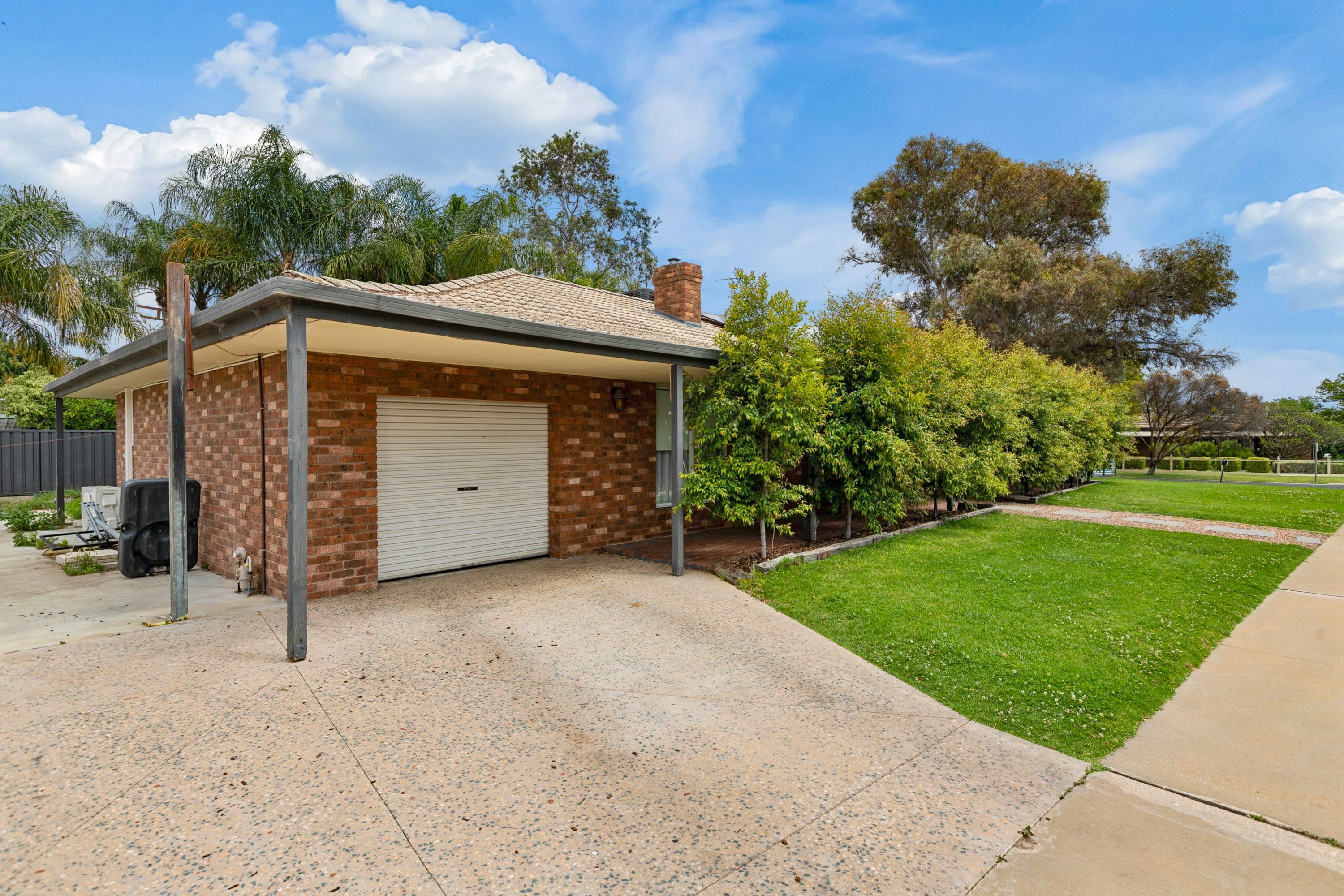 22 Thomson Grove — photo 4 of 30