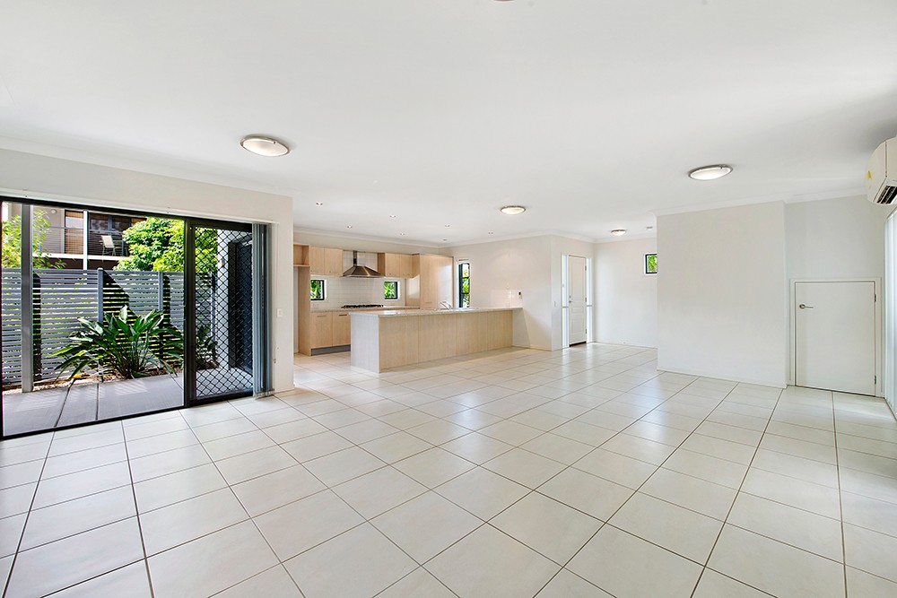 19/1 Celestial Court, Carina, QLD 4152