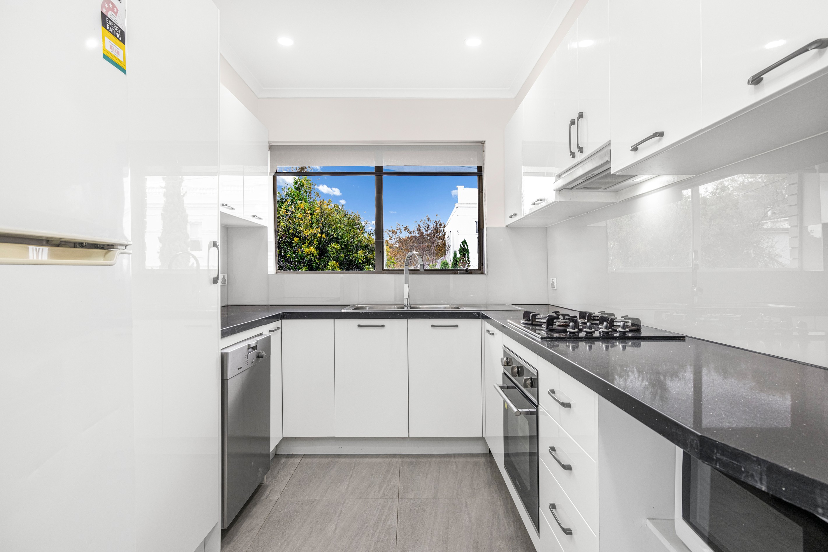 4/22 Rossfield Avenue, Kew, VIC 3101