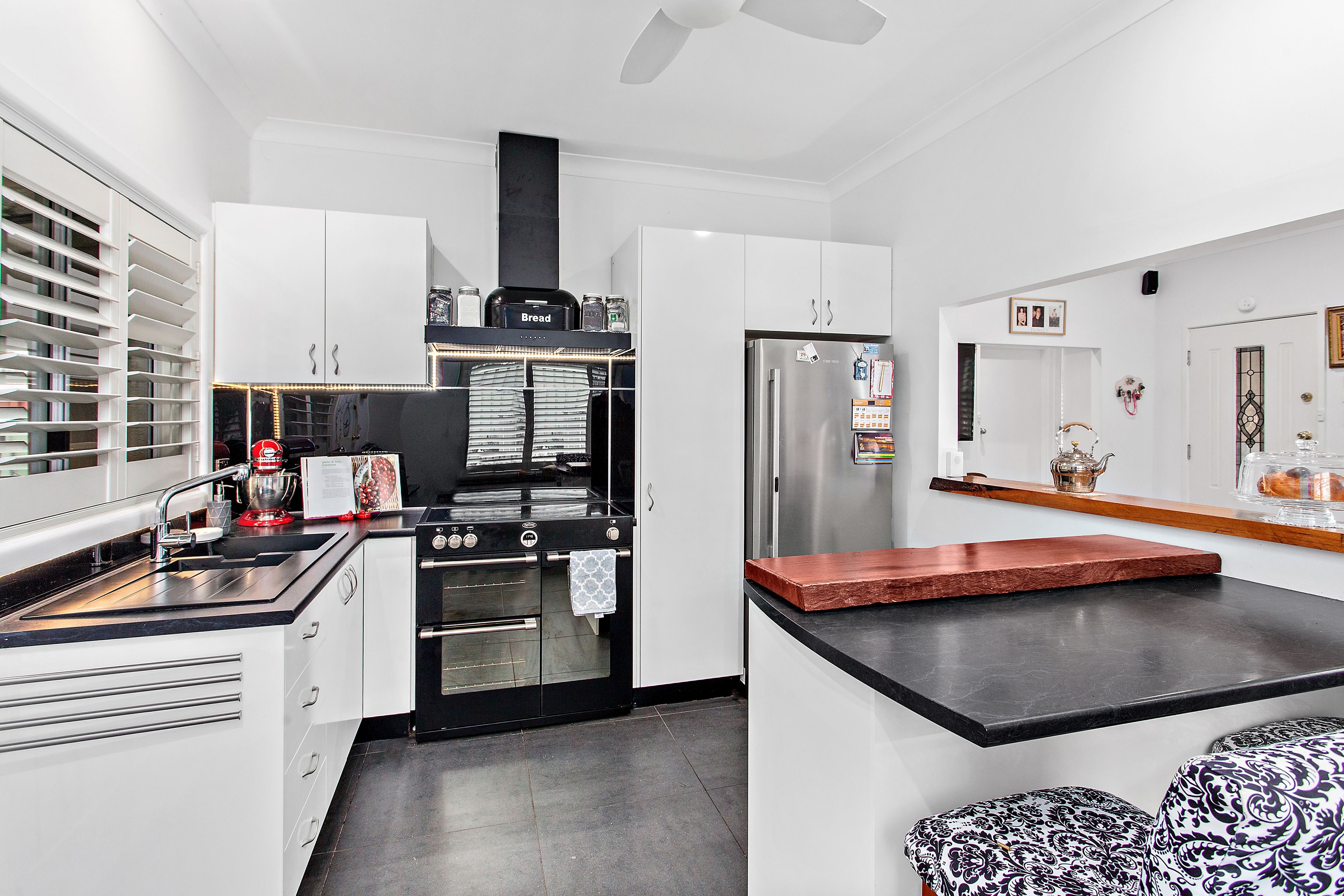 13 Daphne Street, Barrack Heights, NSW 2528