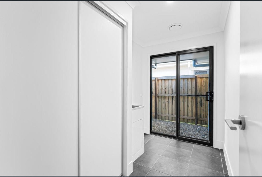 80 Ashwood Circuit — photo 14 of 16