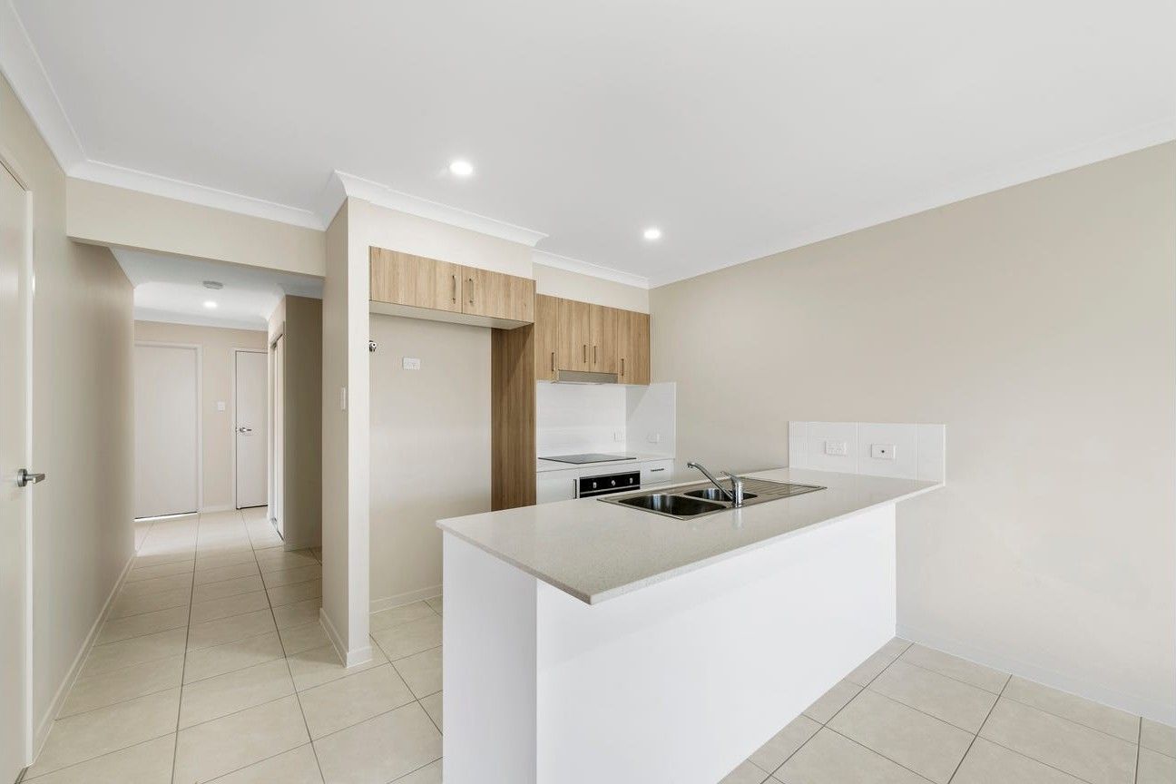 2/32 Radcliffe Crescent, Glenvale, QLD 4350