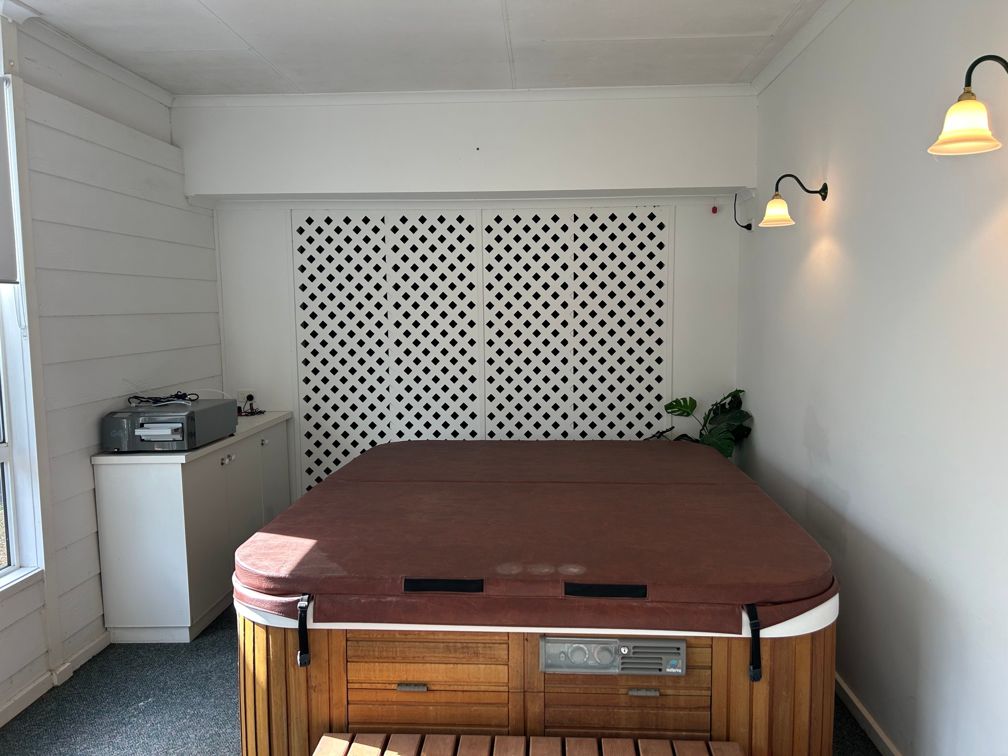2-4 Caroline Street — photo 5 of 16