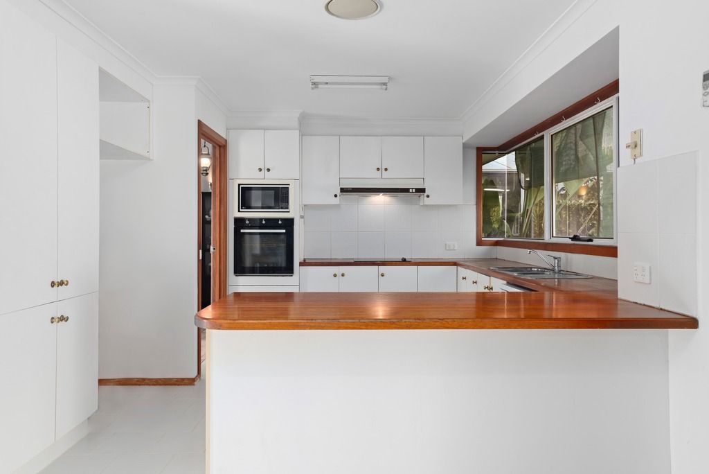 13 Lidgerwood Close, Hoppers Crossing, VIC 3029 House for Sale Ray