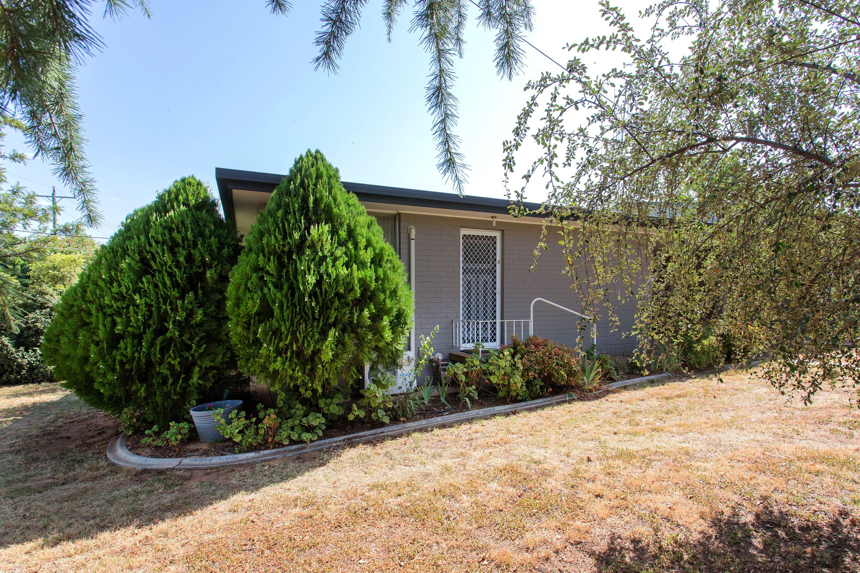 8 Pitt Street, Cowra NSW 2794