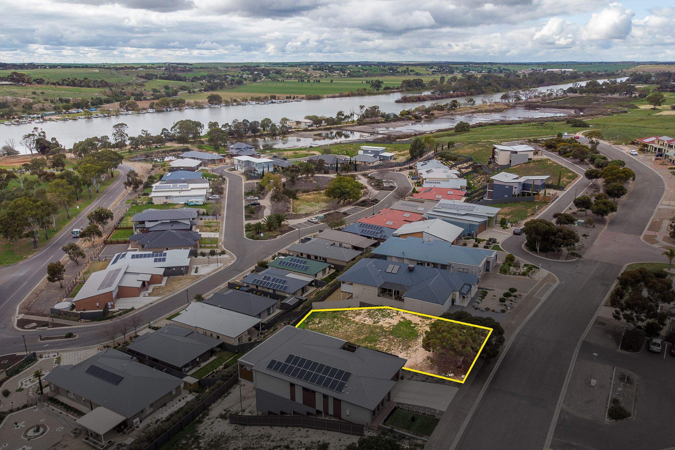 8 Narooma Boulevard, Murray Bridge, SA 5253