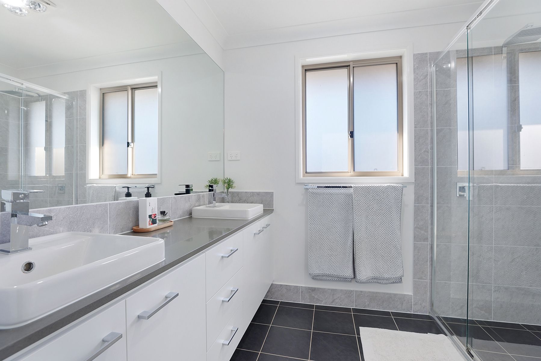 9 Galloway Road, Glenmore Park, NSW