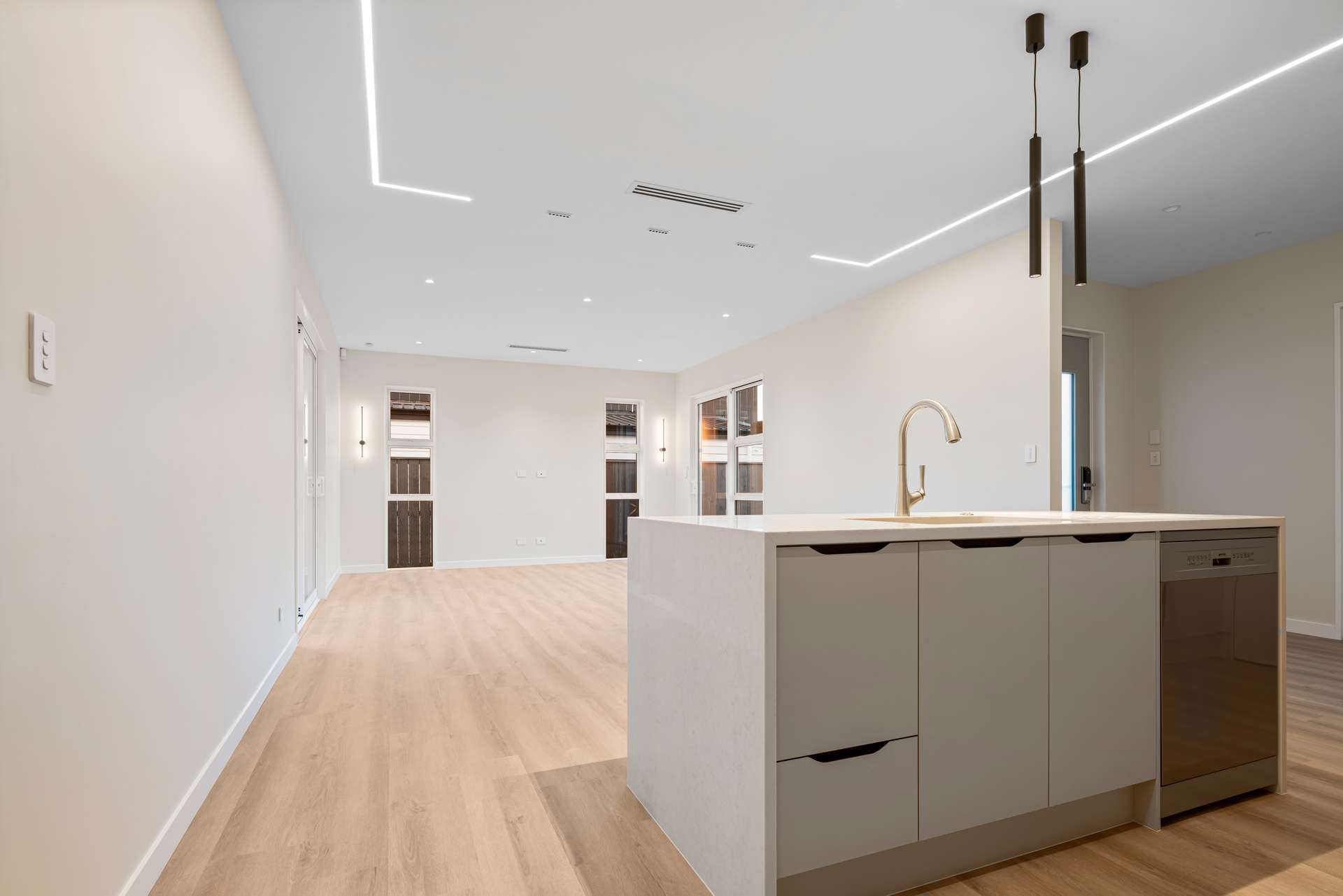 7 Henl Lane photo 5