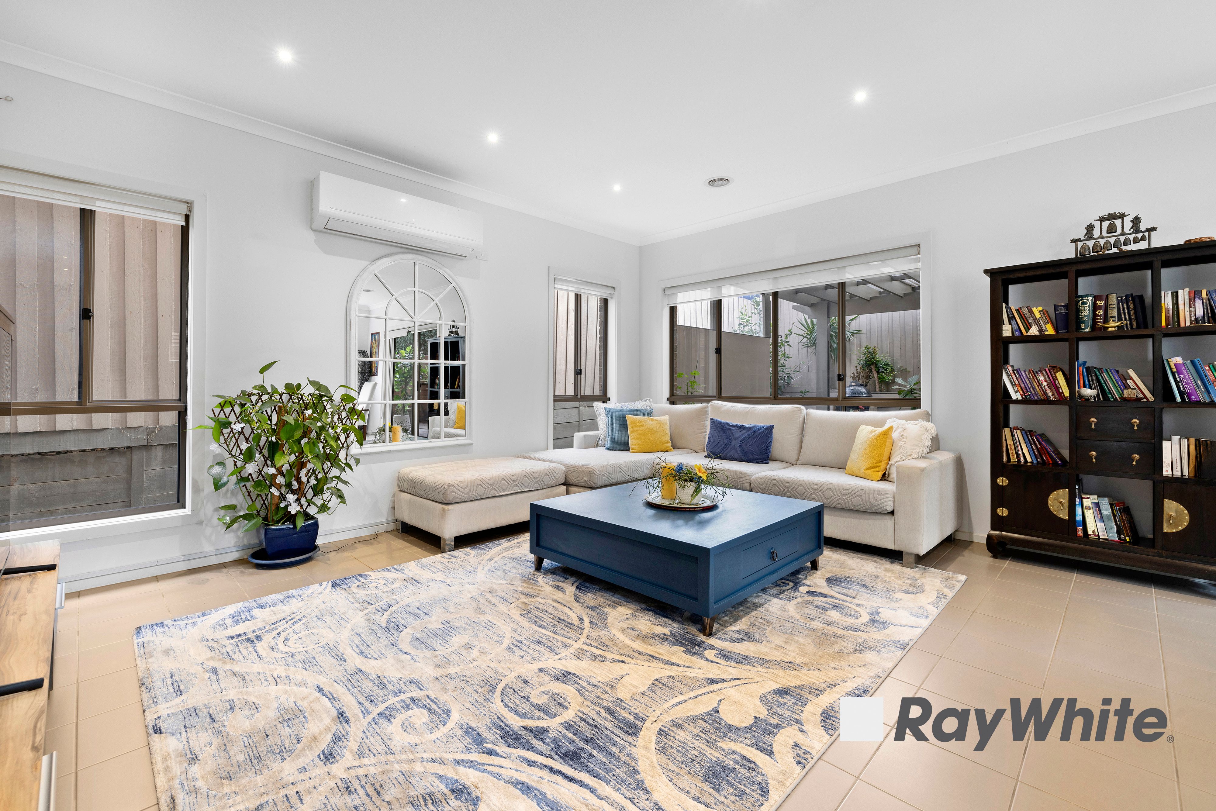 12 Barrier Reef Circuit, Endeavour Hills, VIC 3802