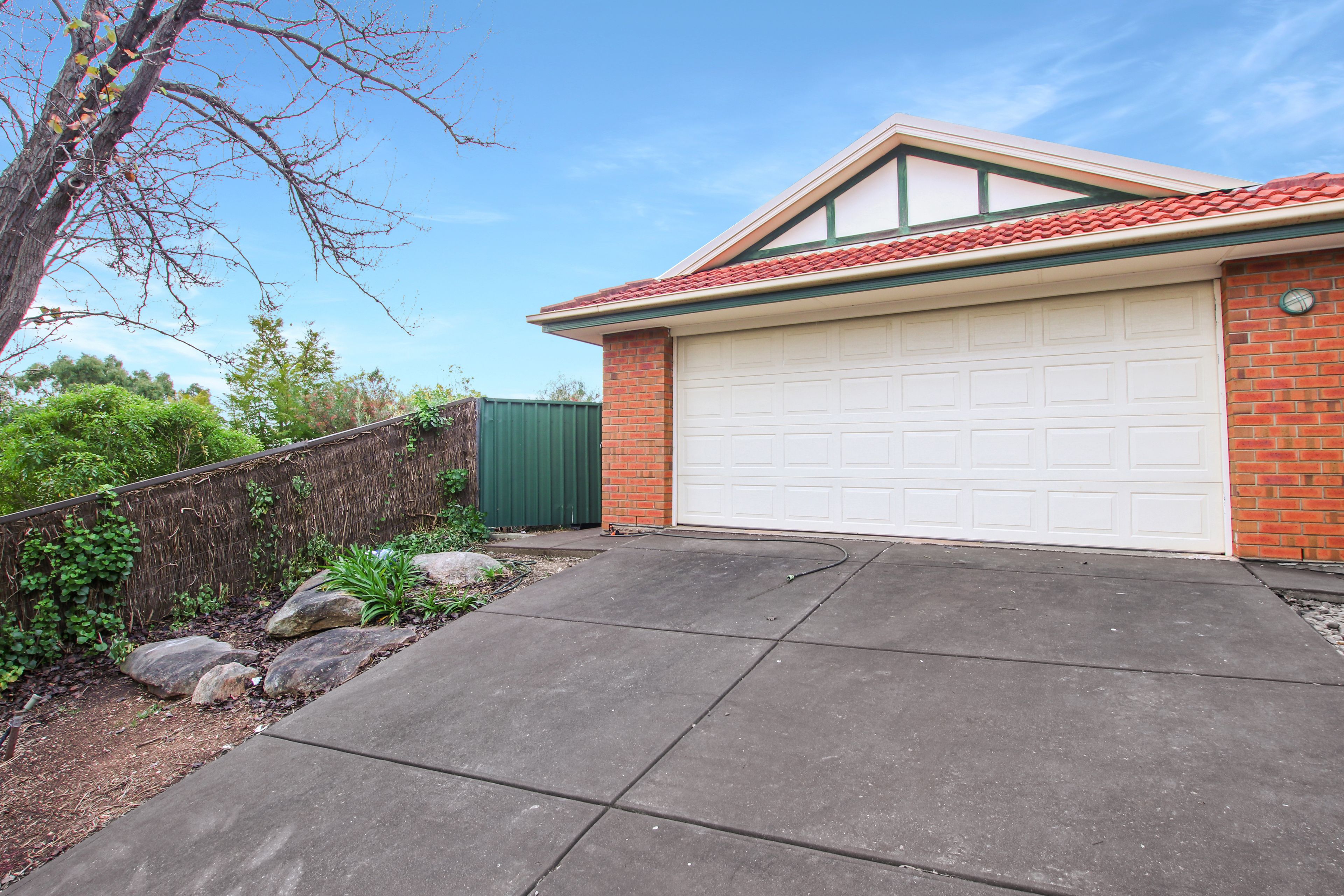 10 Carrail Grove, Greenwith, SA 5125