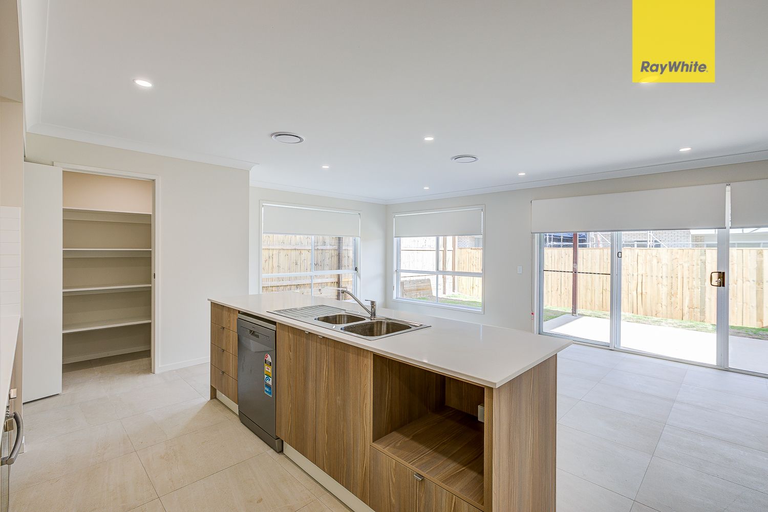 49 Yellowstone Circuit, Yarrabilba, QLD 4207