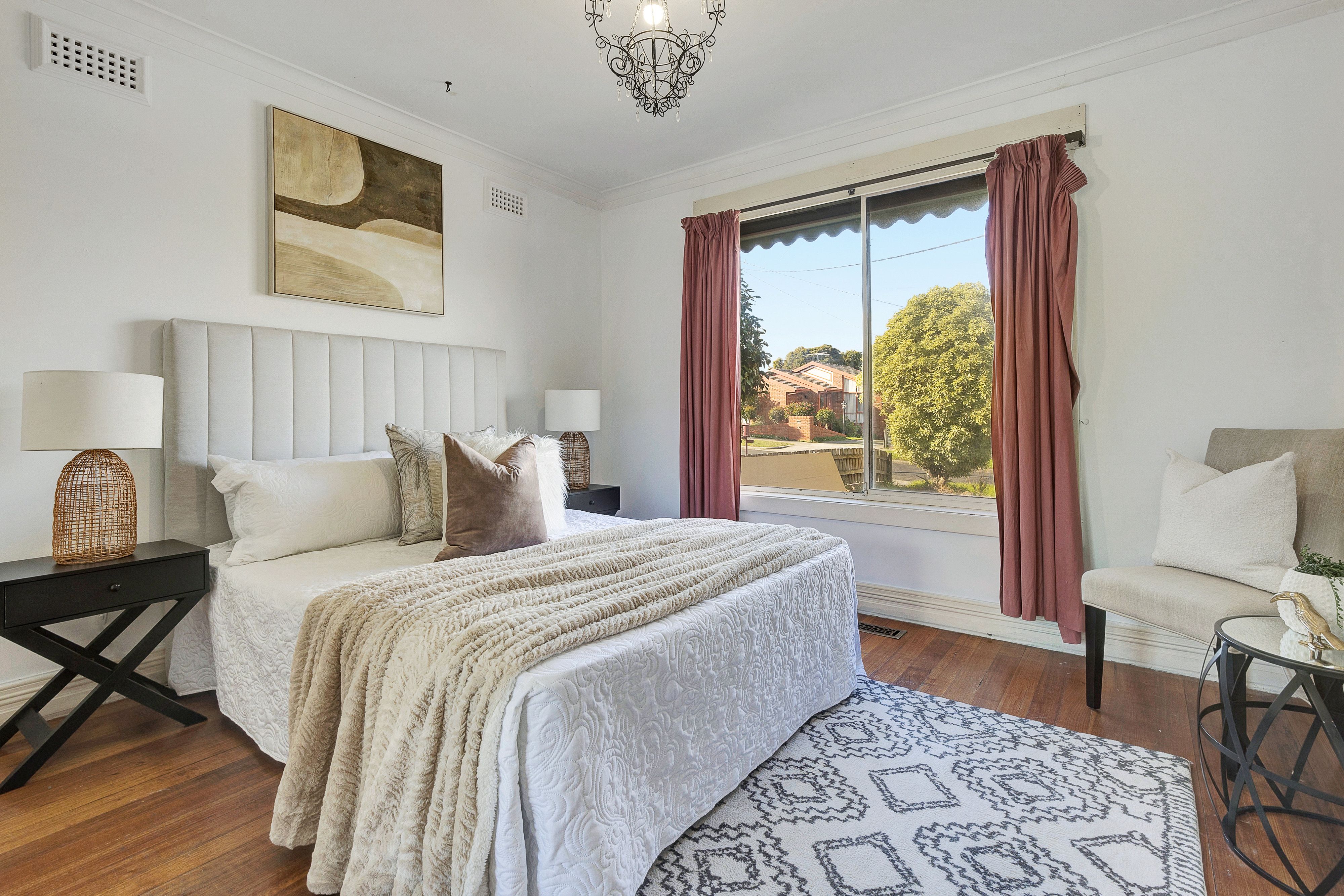 11 Plumpton Avenue — photo 11 of 17