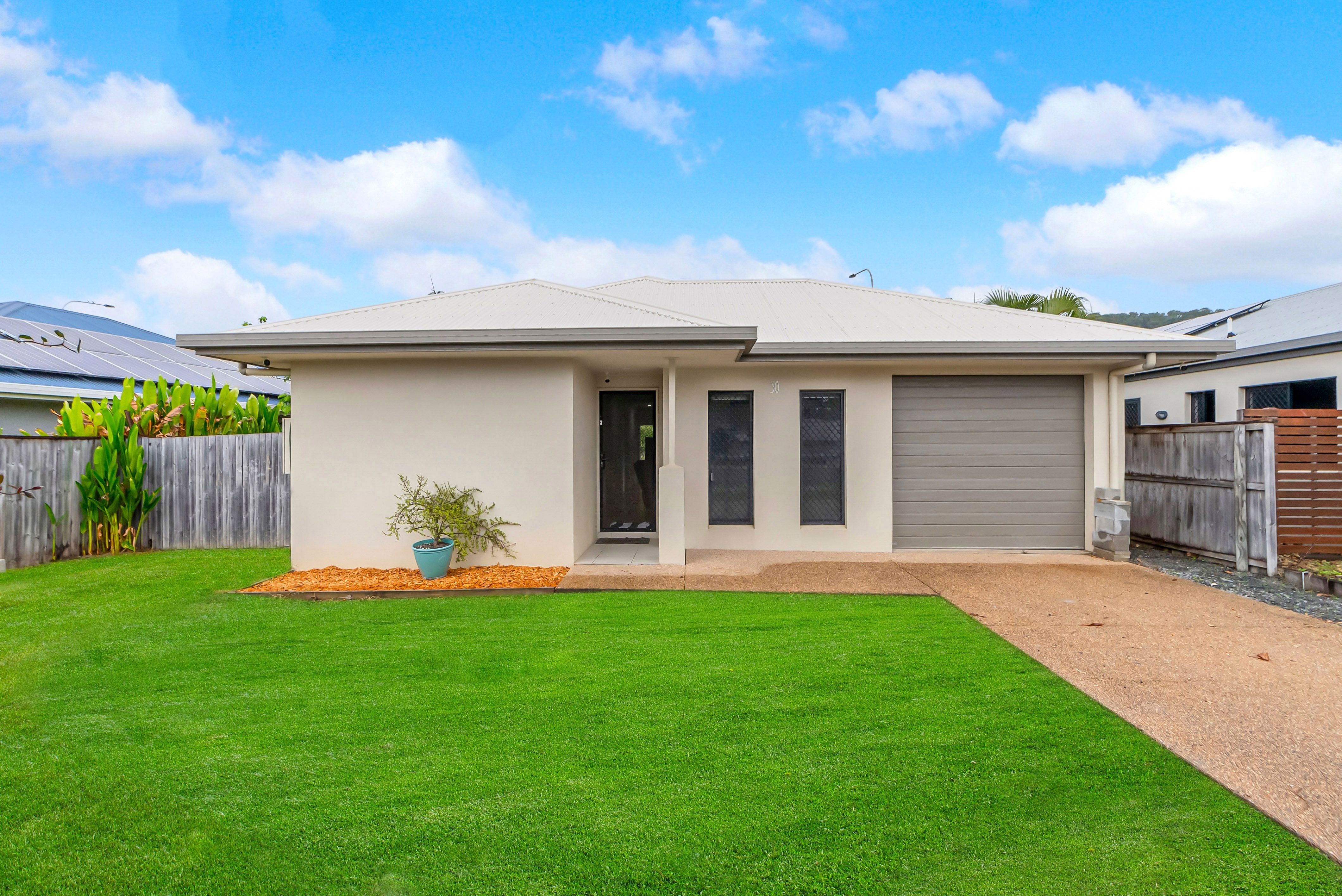 30 Quarterdeck Street, Trinity Beach QLD 4879