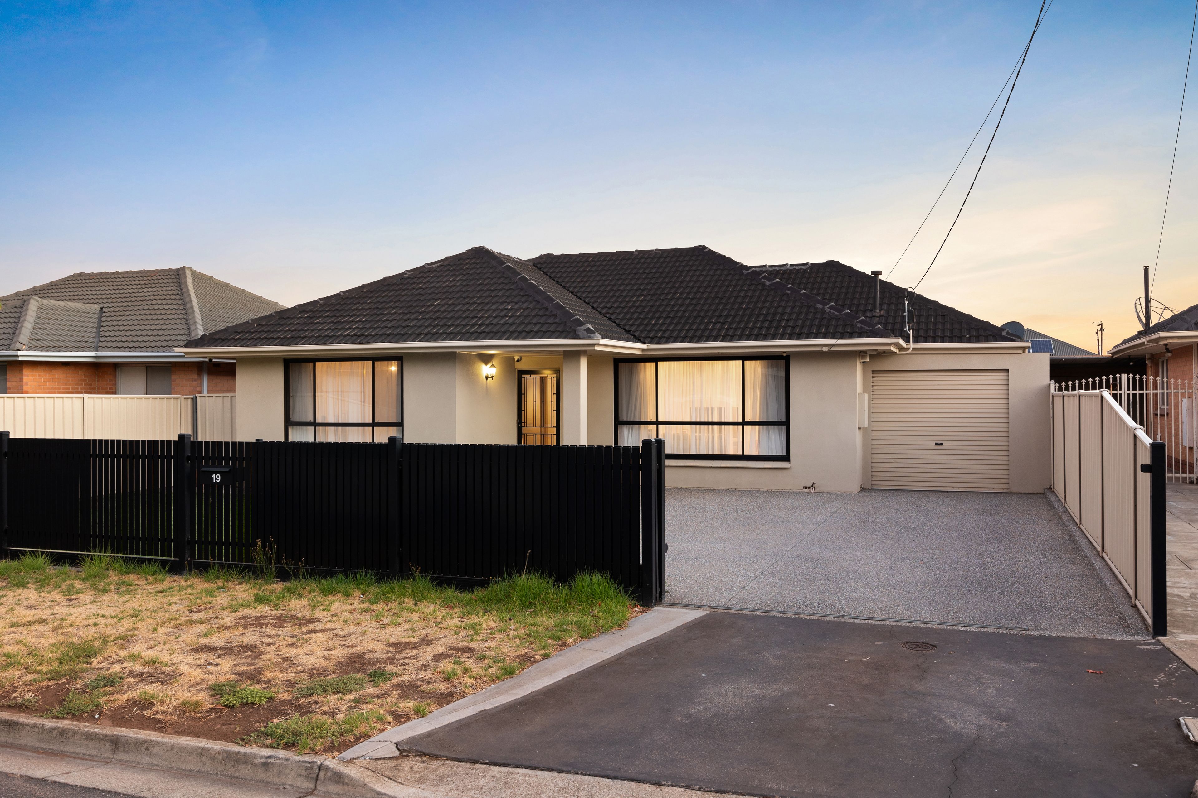 19 Mcmahon Place, Seaton, SA 5023