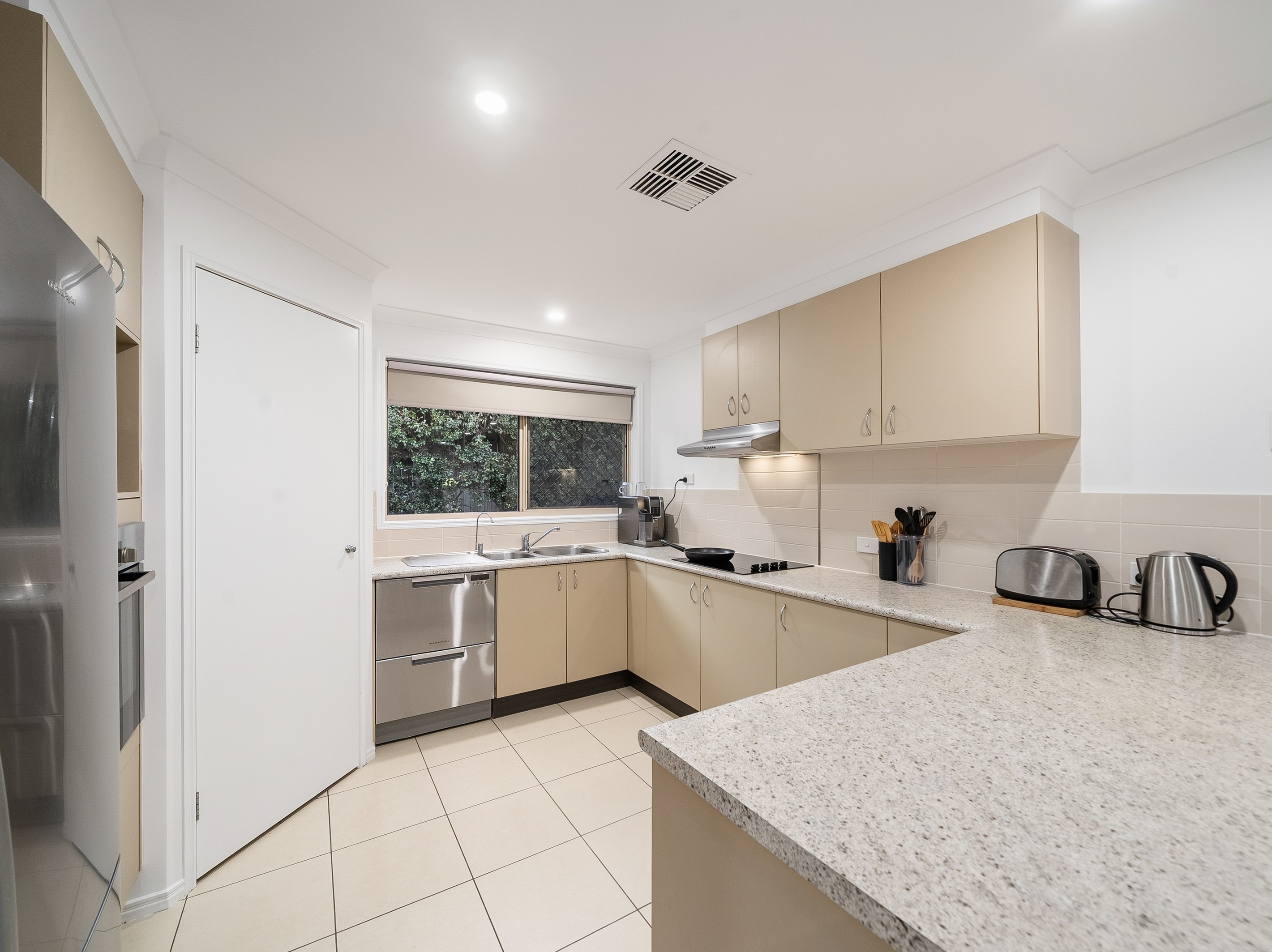 42 Gannet Circuit, North Lakes, QLD 4509