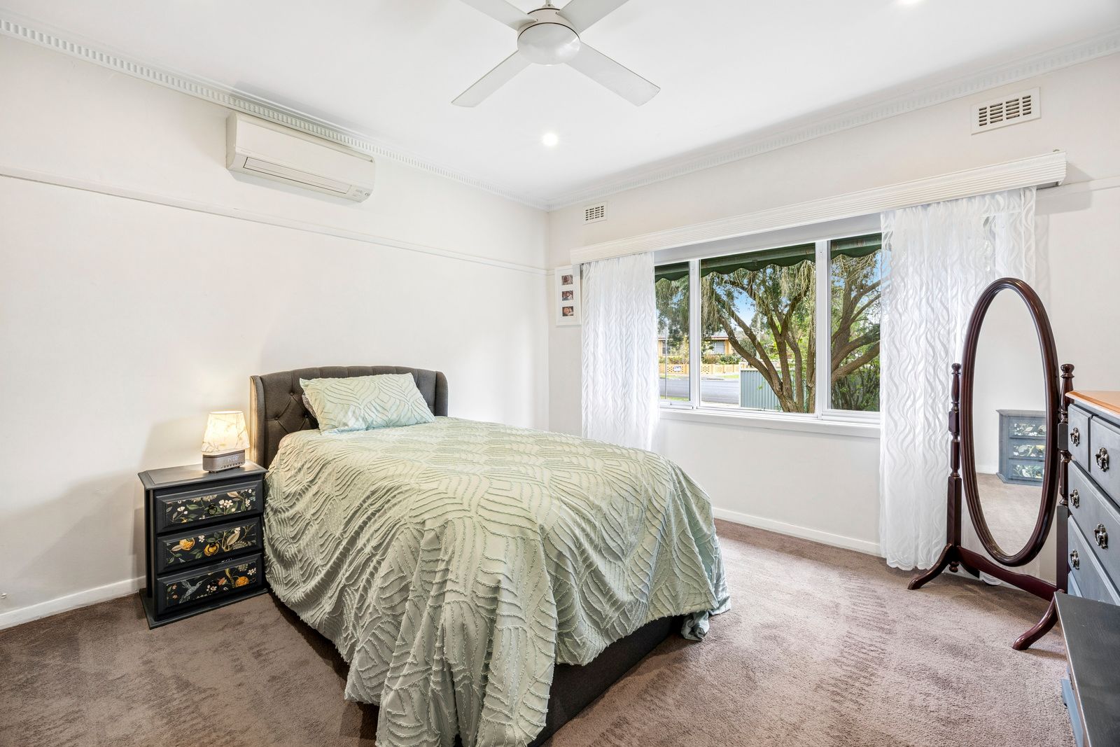 22 Sinclair Street, Colac, VIC 3250