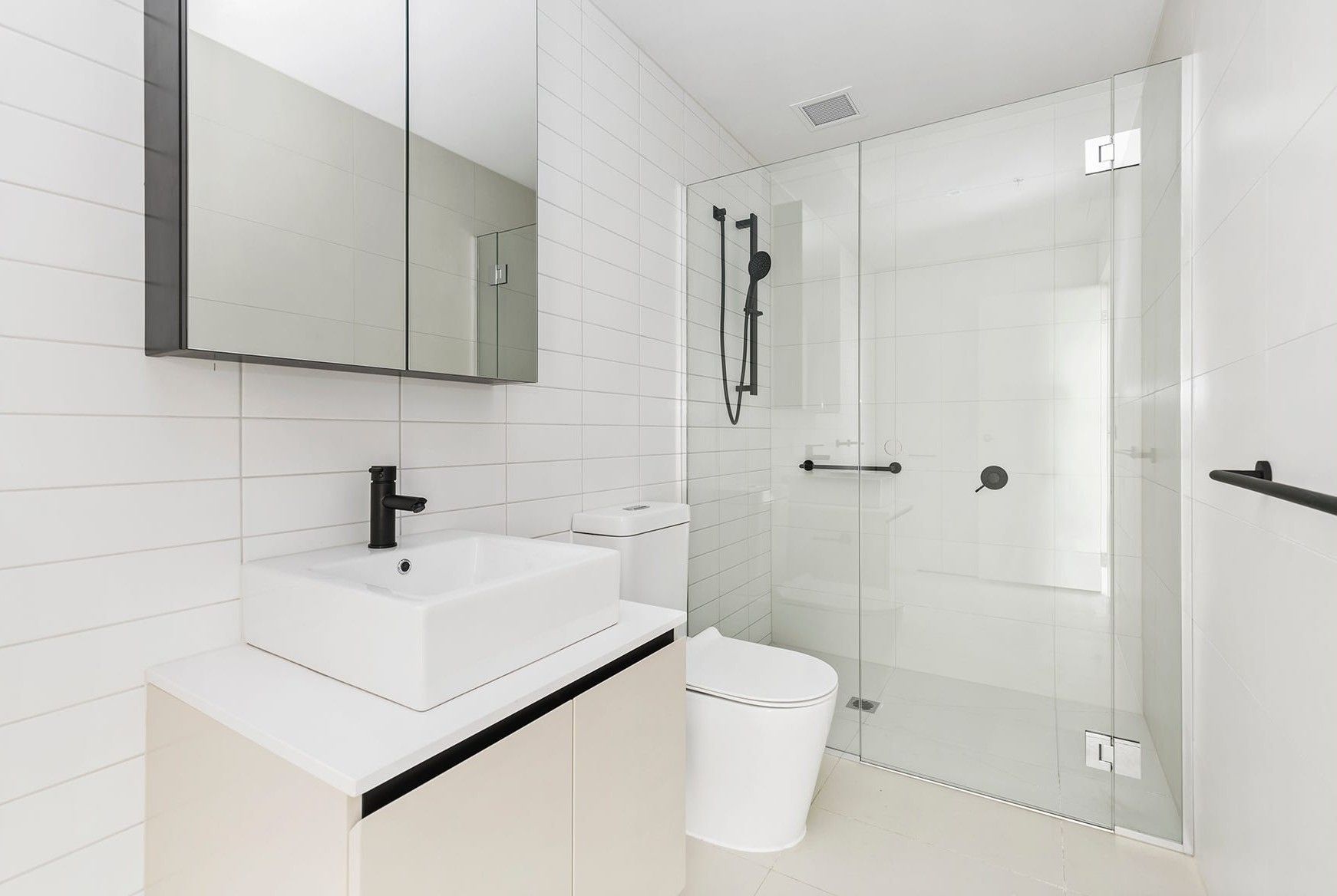 205/23 Bent Street — photo 8 of 9