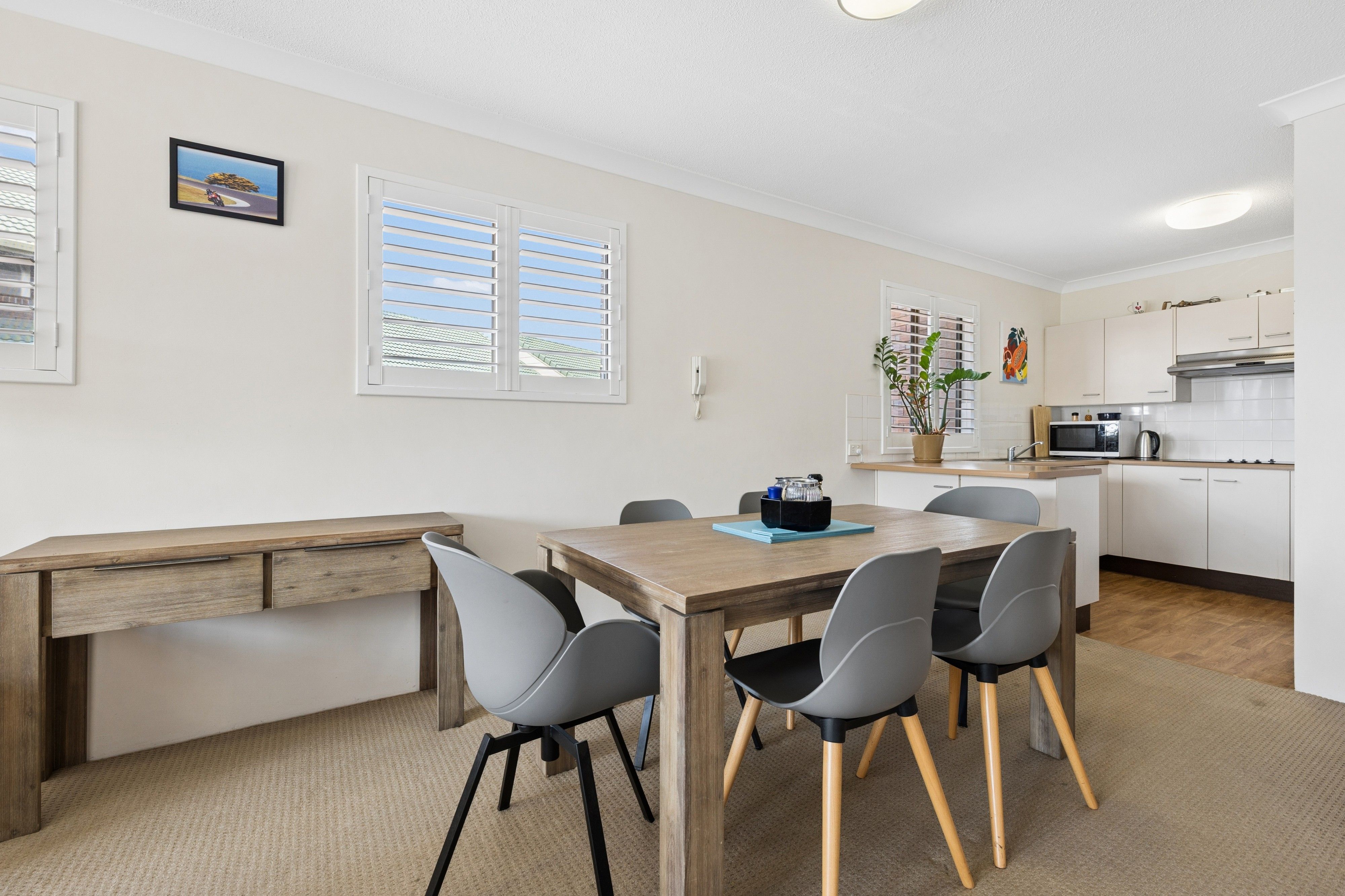 13/43 Ashgrove Avenue — photo 3 of 16
