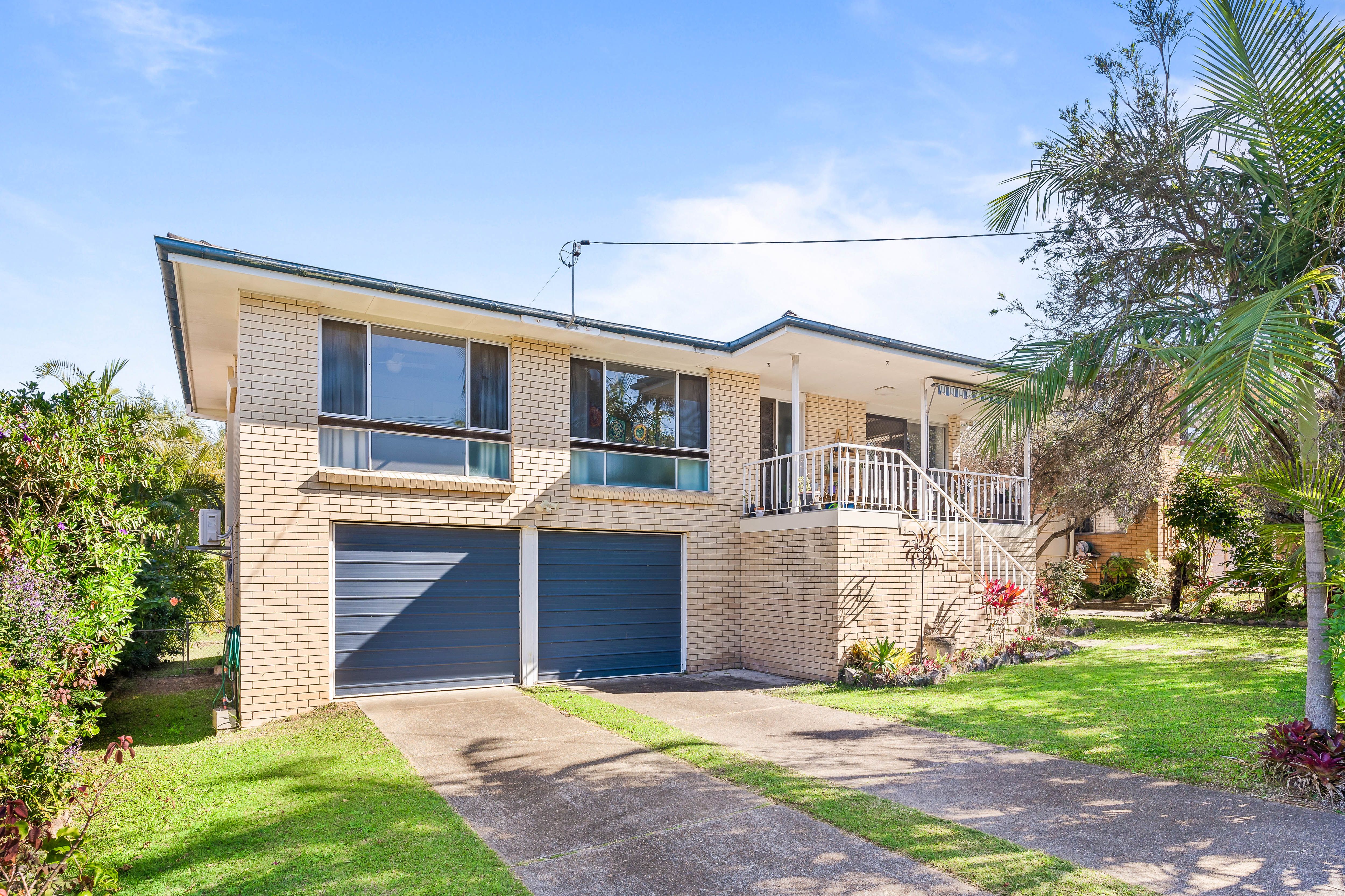 15 Dolphin Street, Macgregor QLD 4109