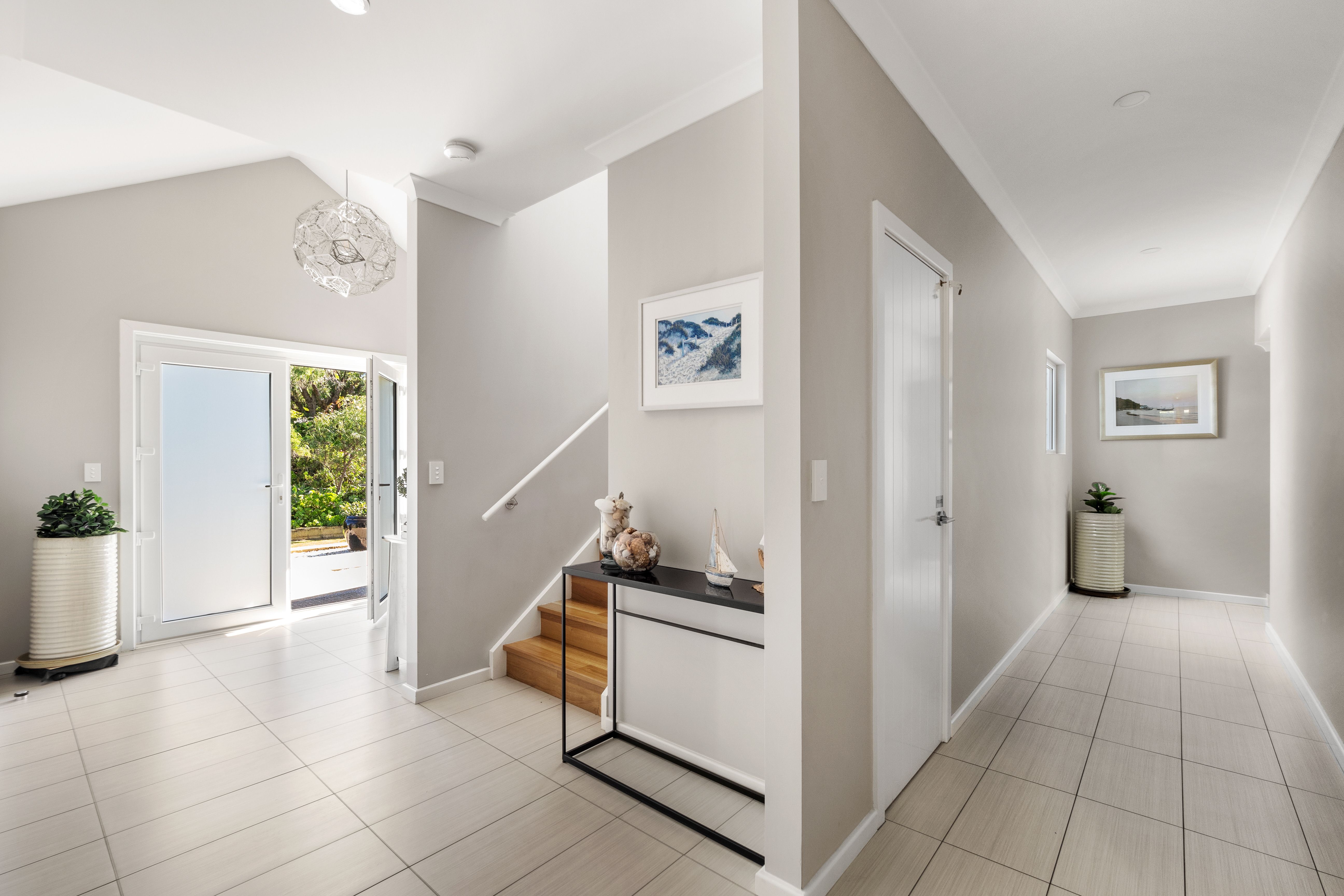 6 McCourt Place, Peppermint Grove Beach, WA 6271