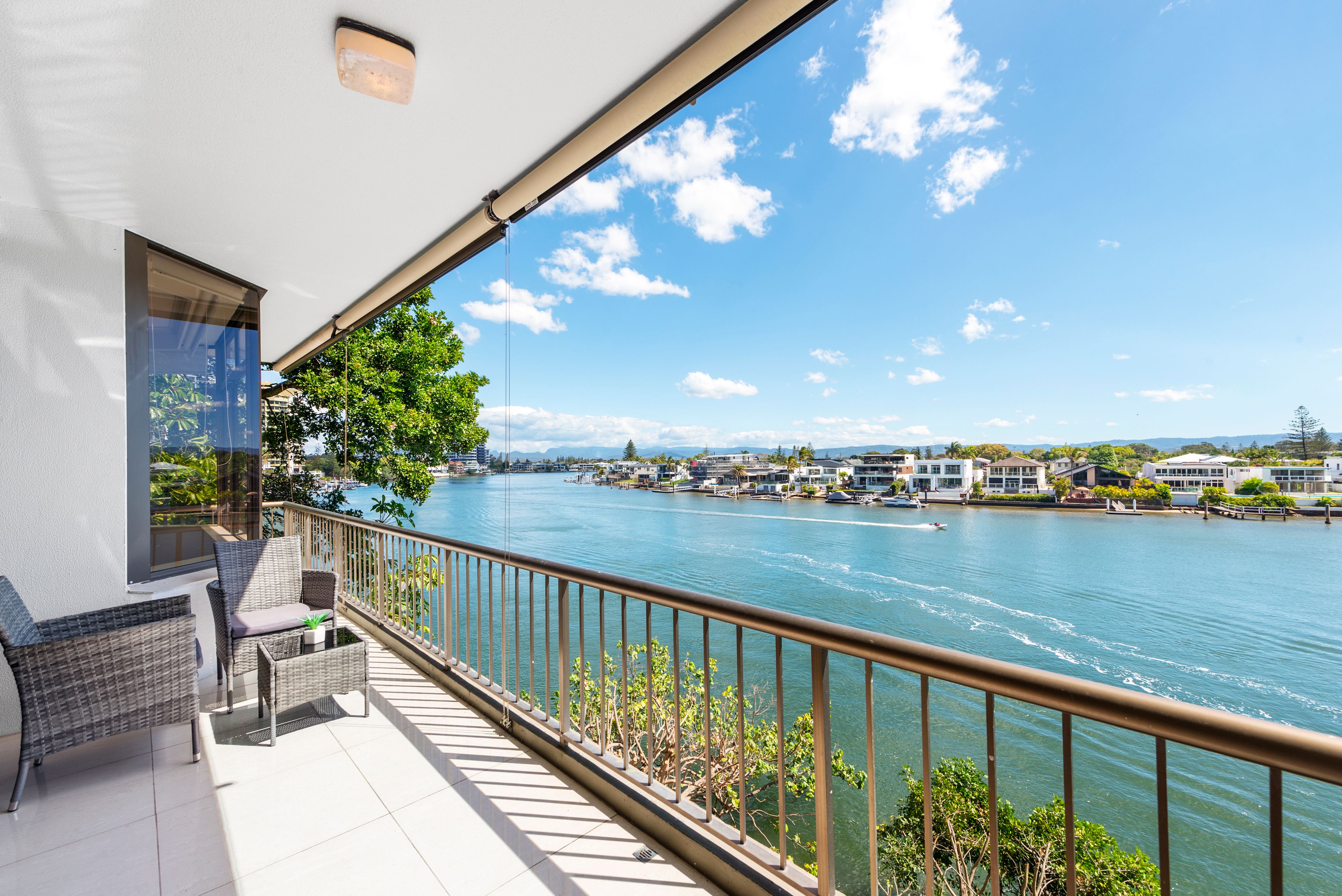 8/2964 Gold Coast Highway, Surfers Paradise, QLD 4217