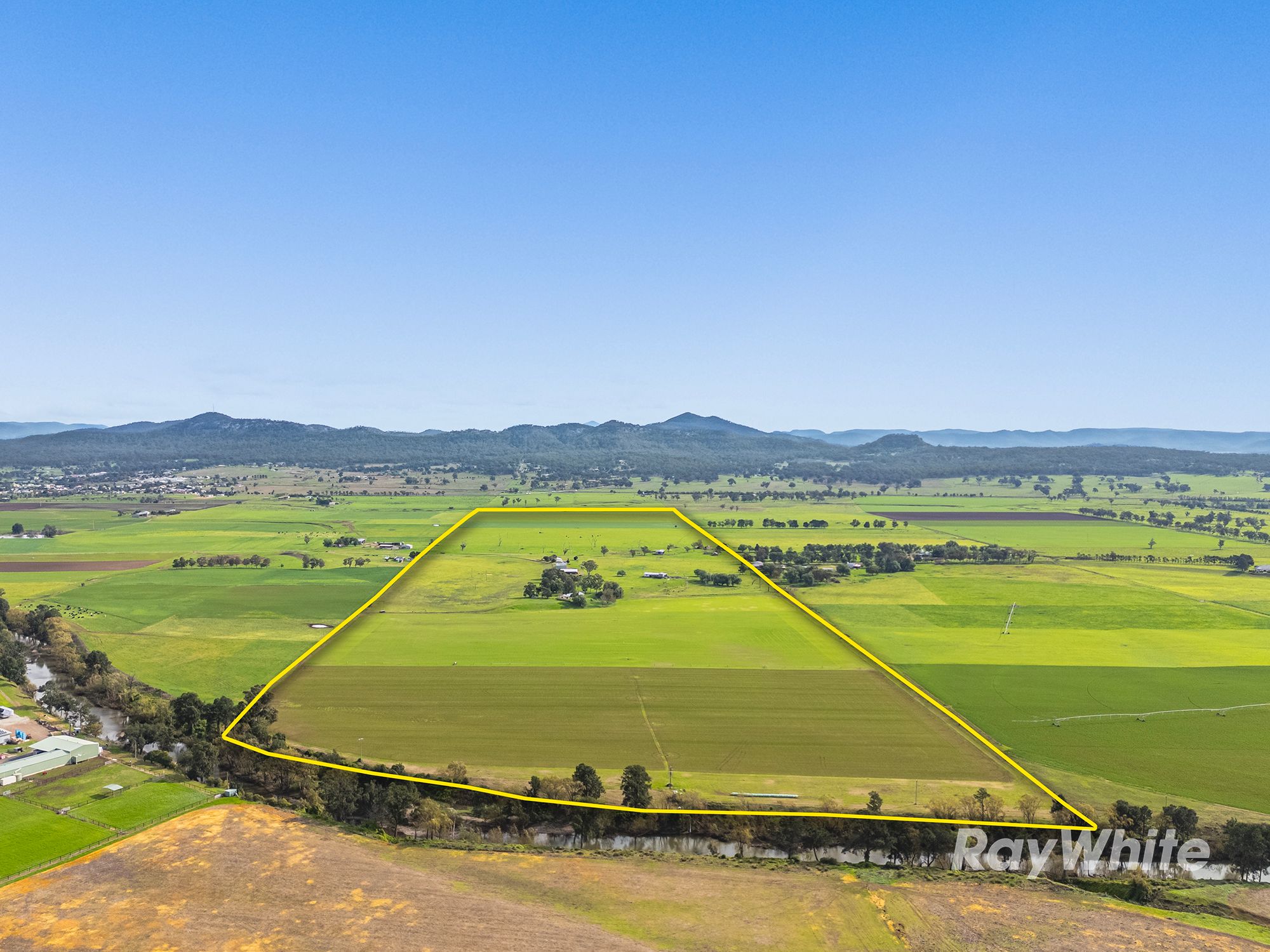 "Pindimar" 76 Annandale Row — photo from Ray White Rural Singleton