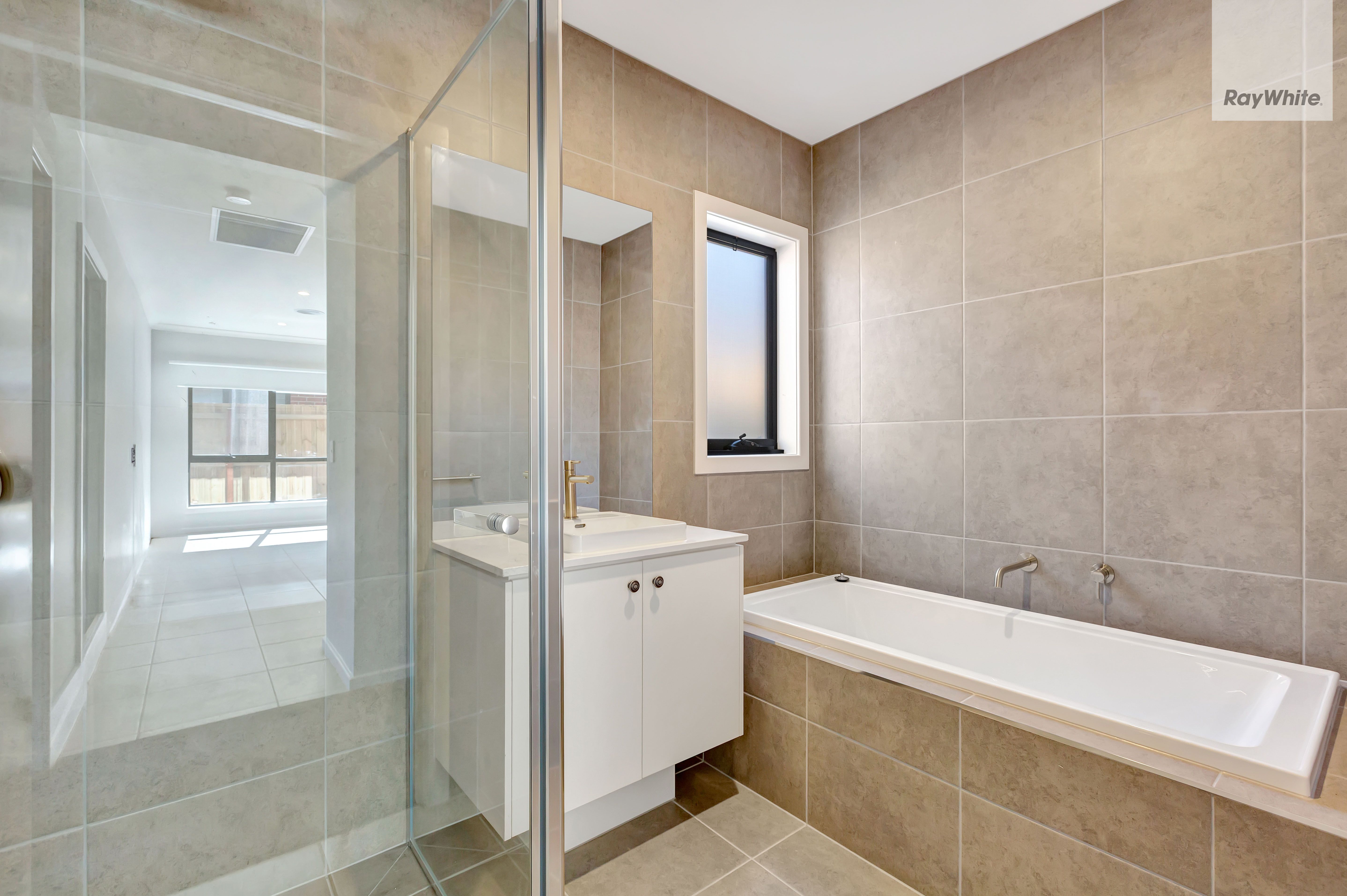 13 Hammer Street — photo 9 of 11