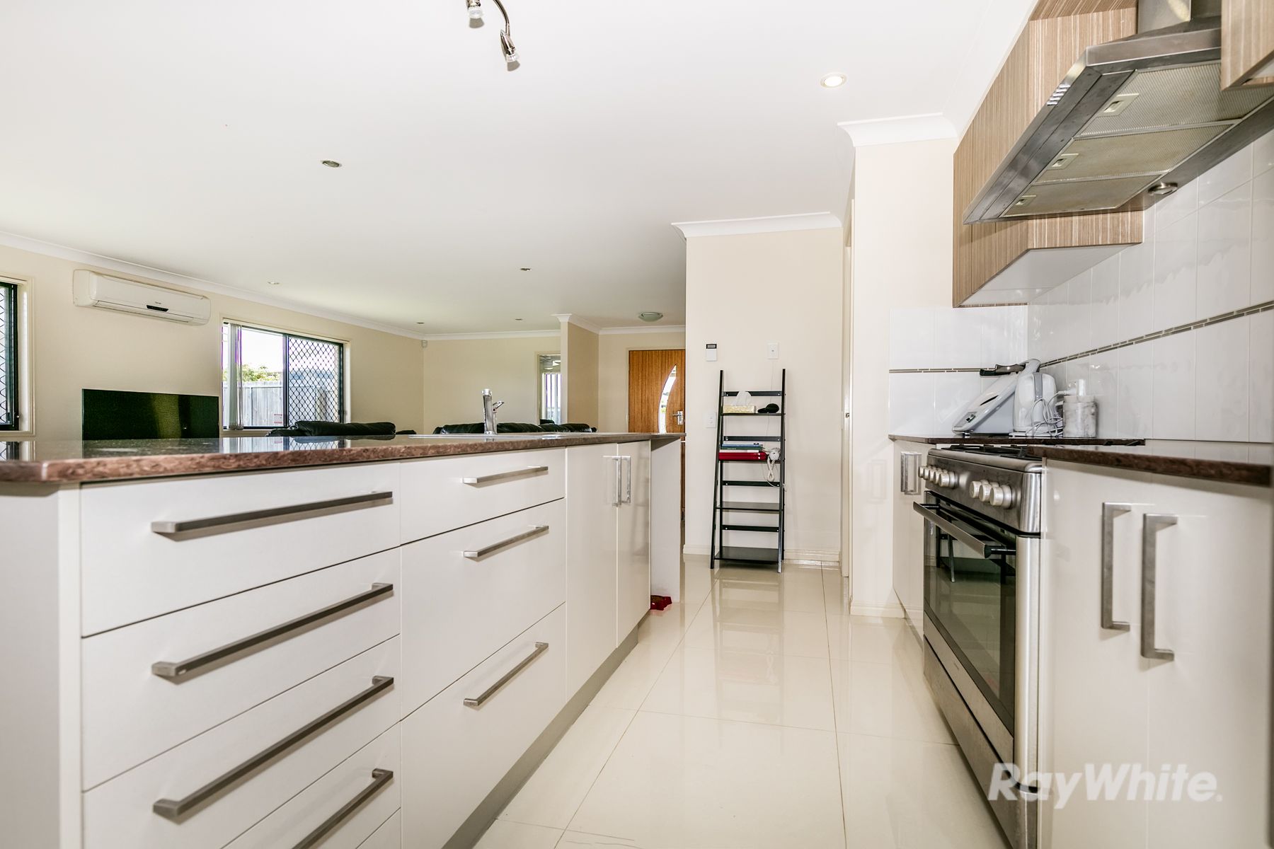 14 Fulmer Street, Yarrabilba, QLD 4207