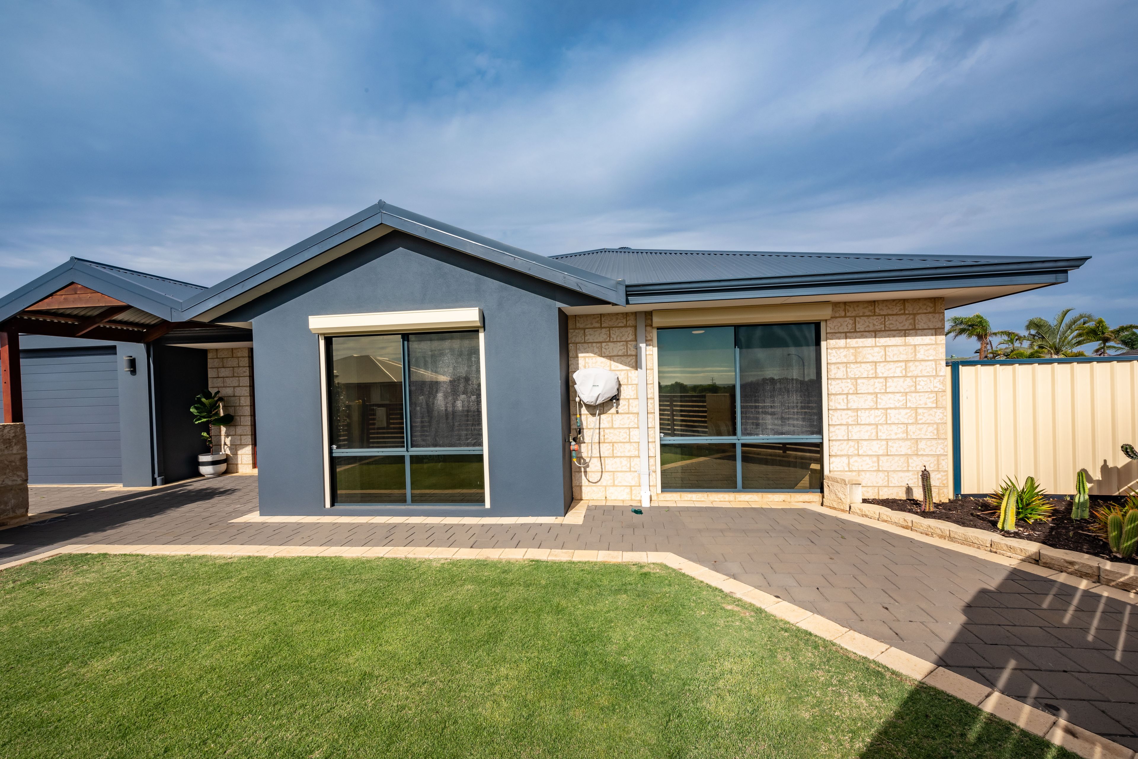 2 Star Street, Waggrakine, WA 6530