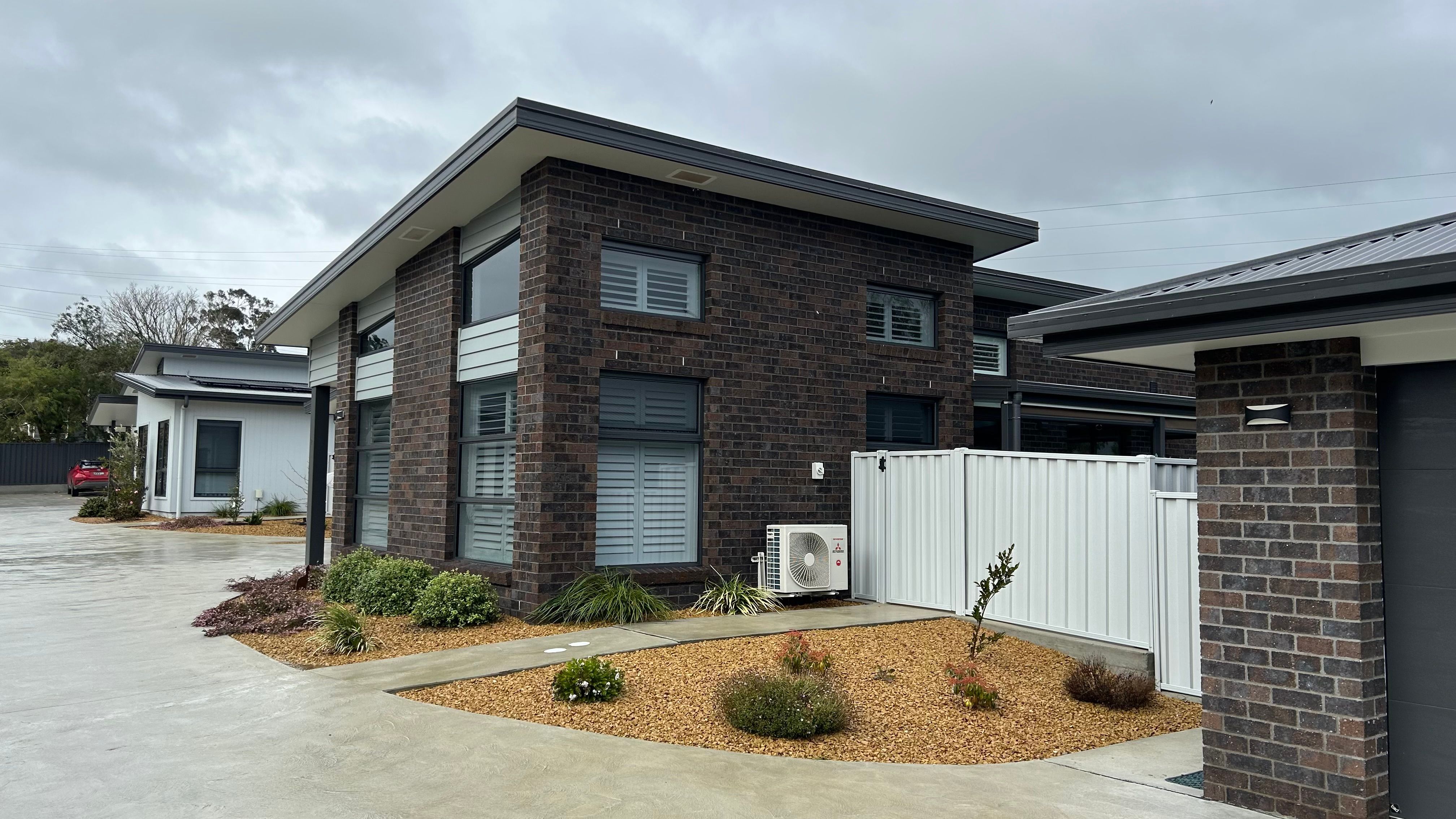 2/108 River Road, Ambleside, TAS 7310