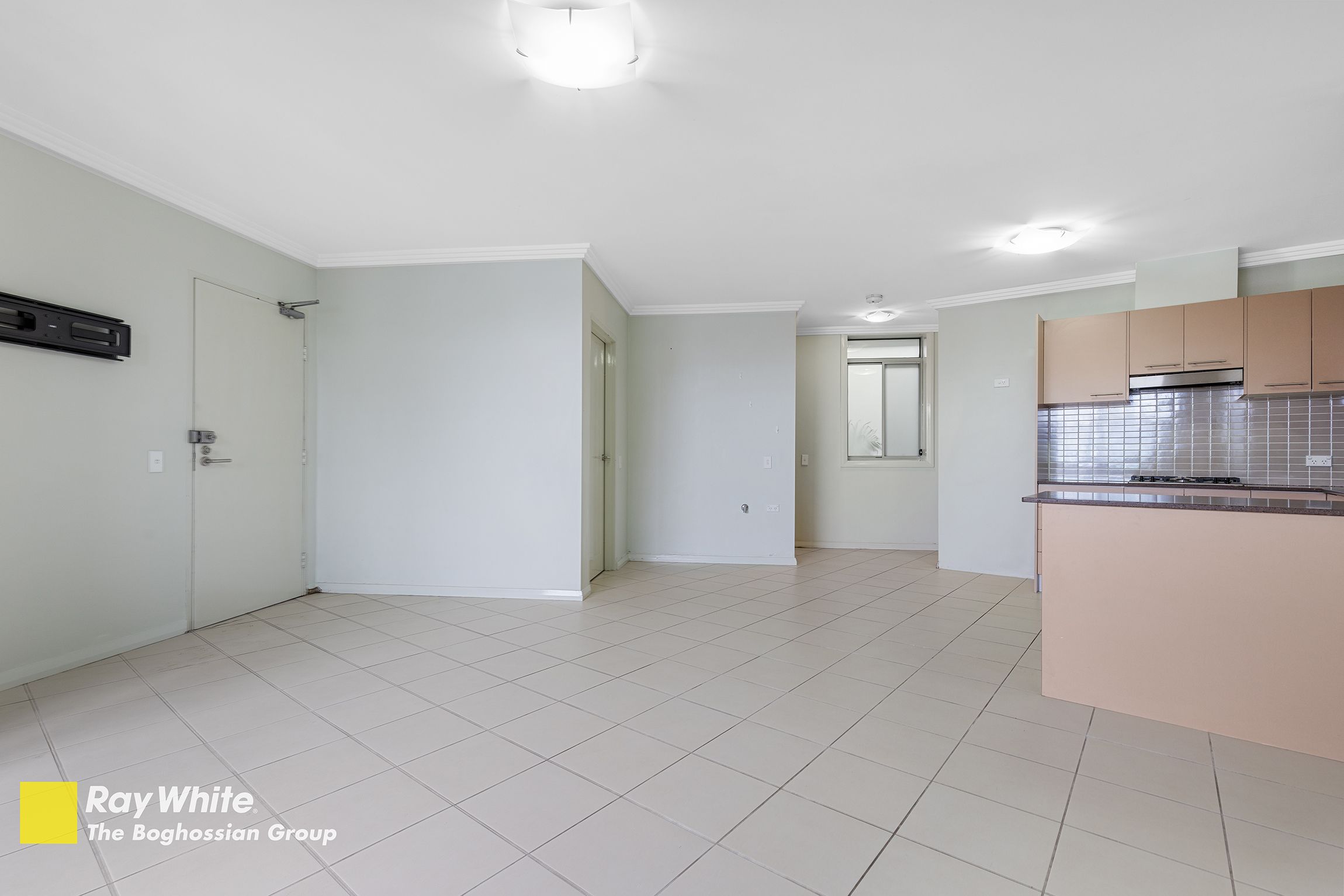 6/442-444 King Georges Road — photo 3 of 8