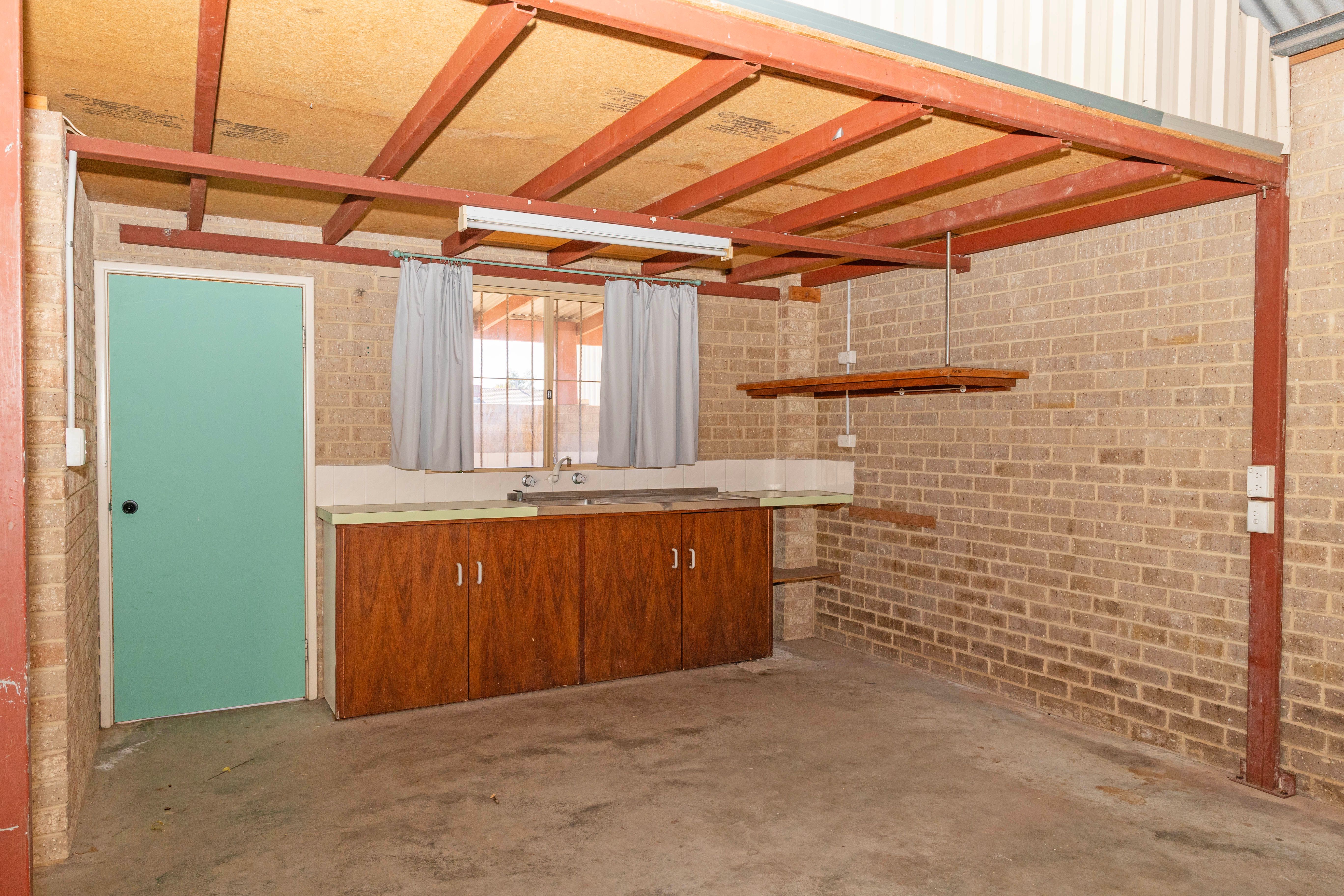 4 Whitburn Place — photo 25 of 28