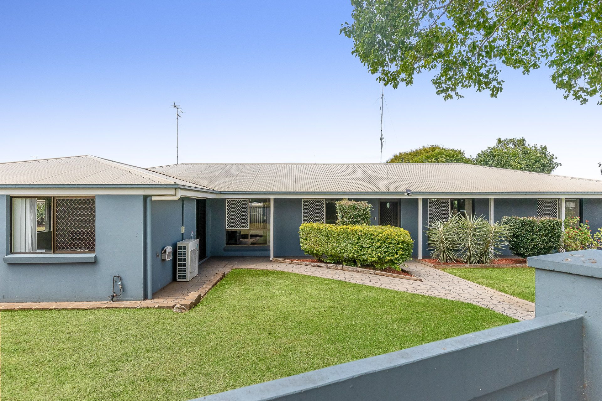 1 Fysh Court, Wilsonton, QLD 4350