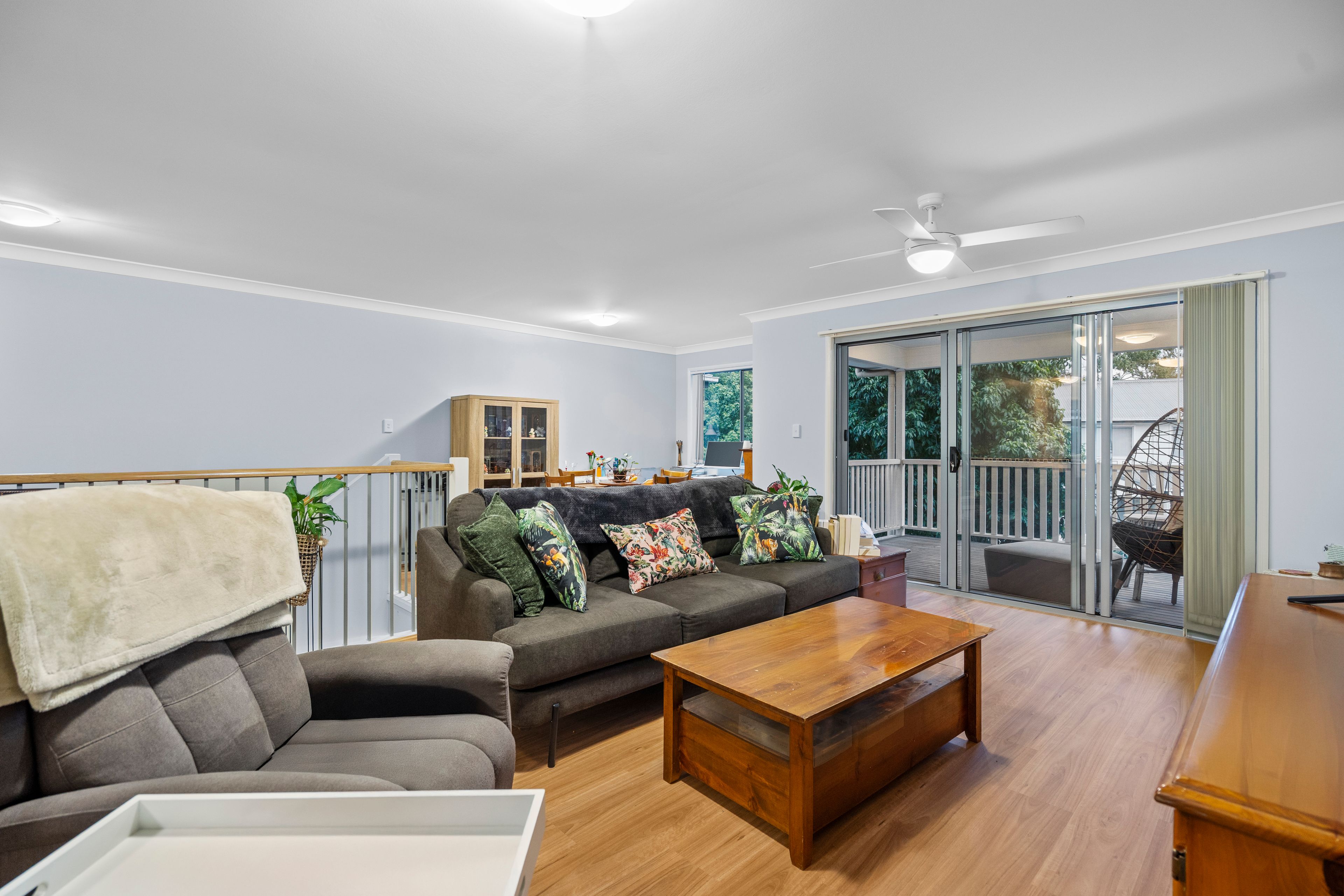 16/47 Gladstone Road — photo 3 of 17