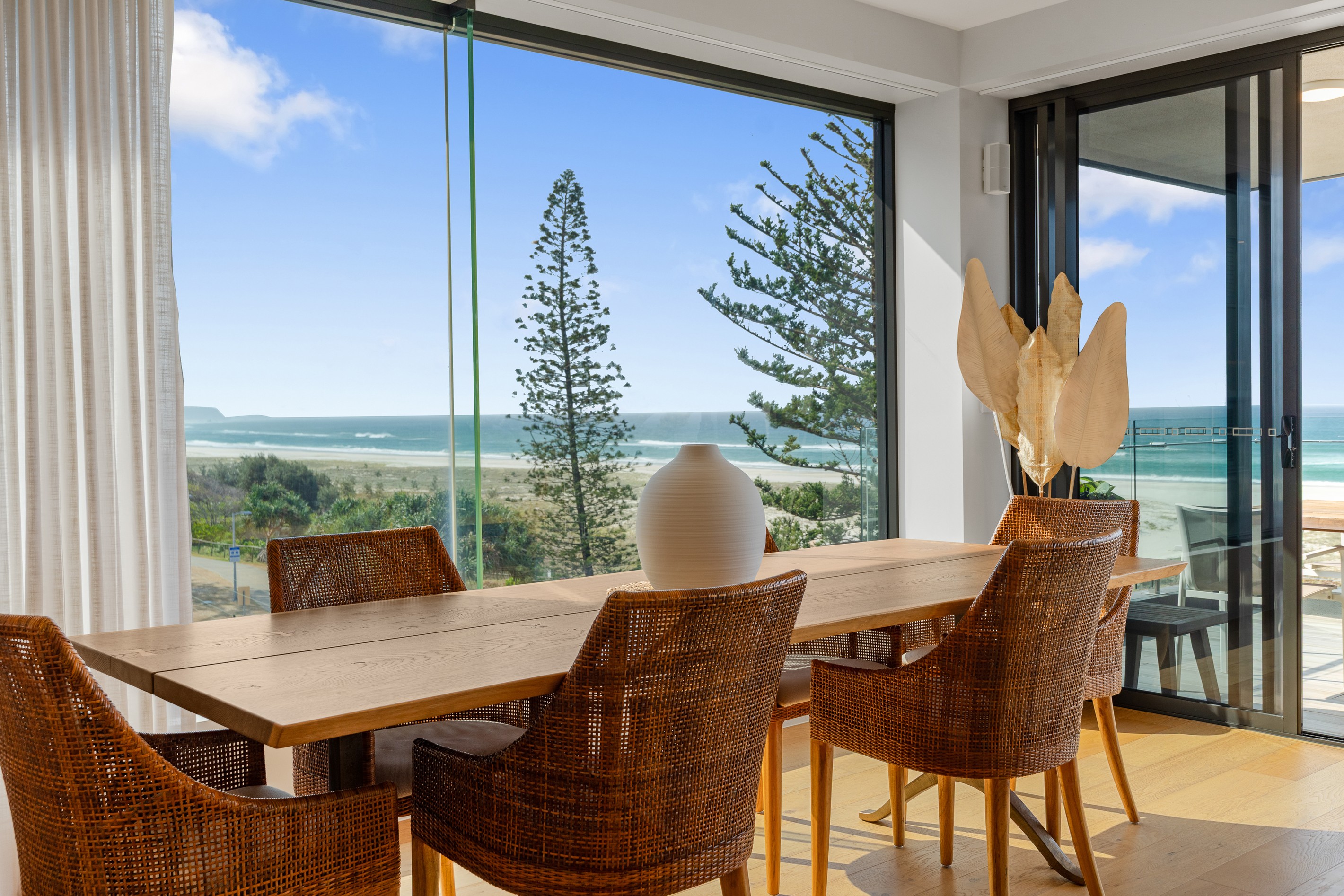 4/96 Pacific Parade, Bilinga, QLD 4225