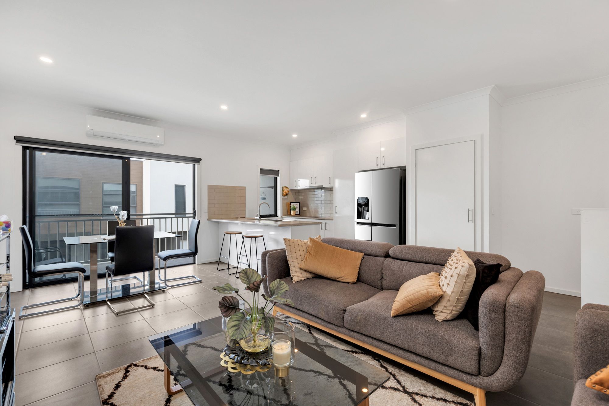 3G Charlwood Promenade, Werribee, VIC 3030