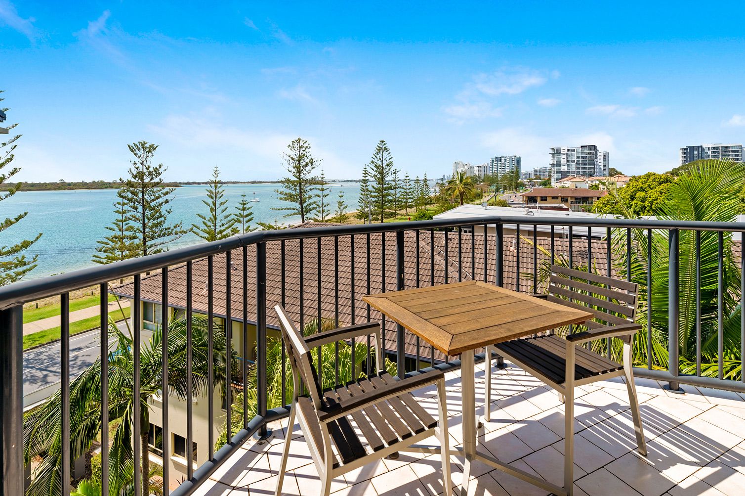 418-422 Marine Parade, Biggera Waters QLD 4216
