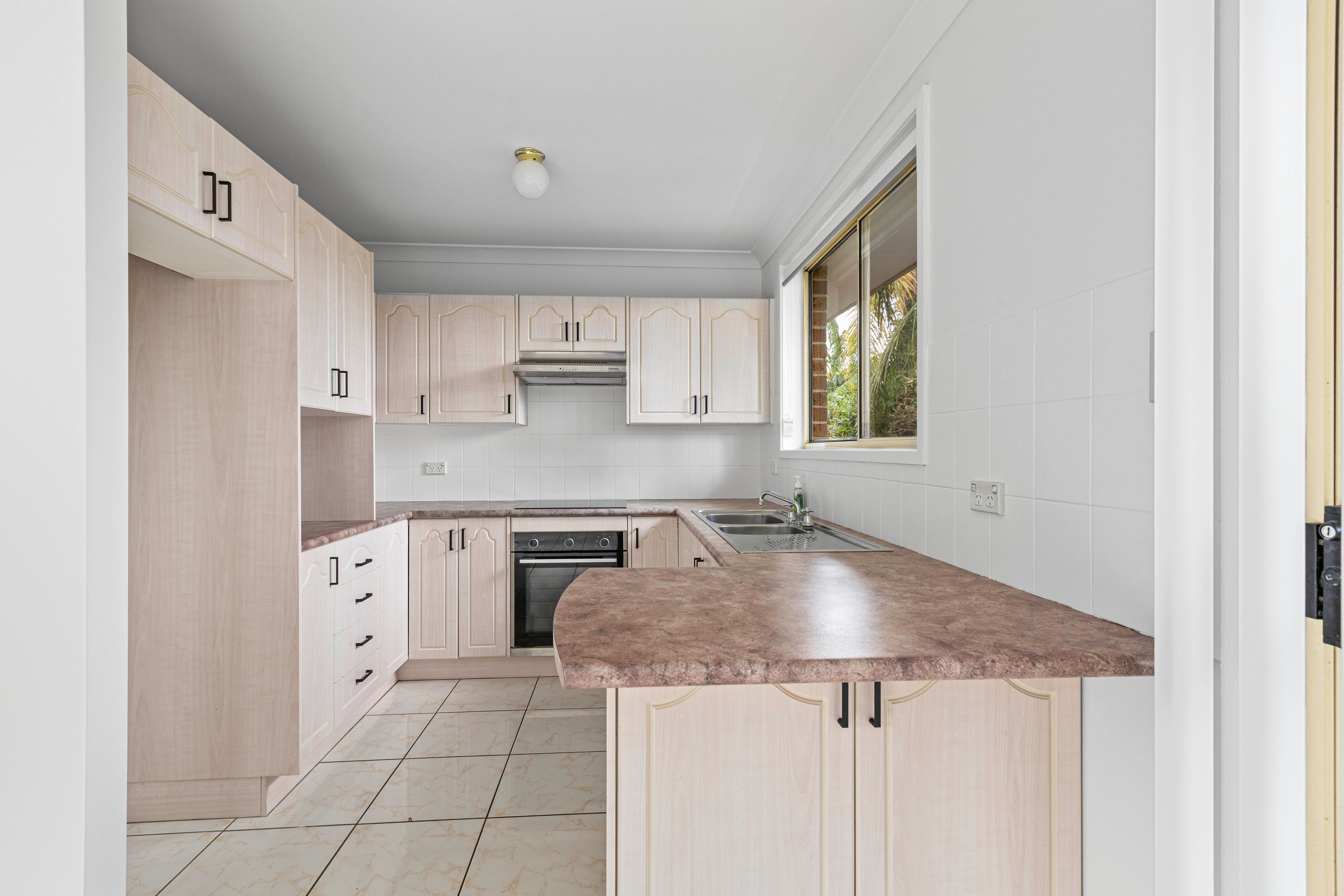 25B Valparaiso Avenue, Toongabbie, NSW