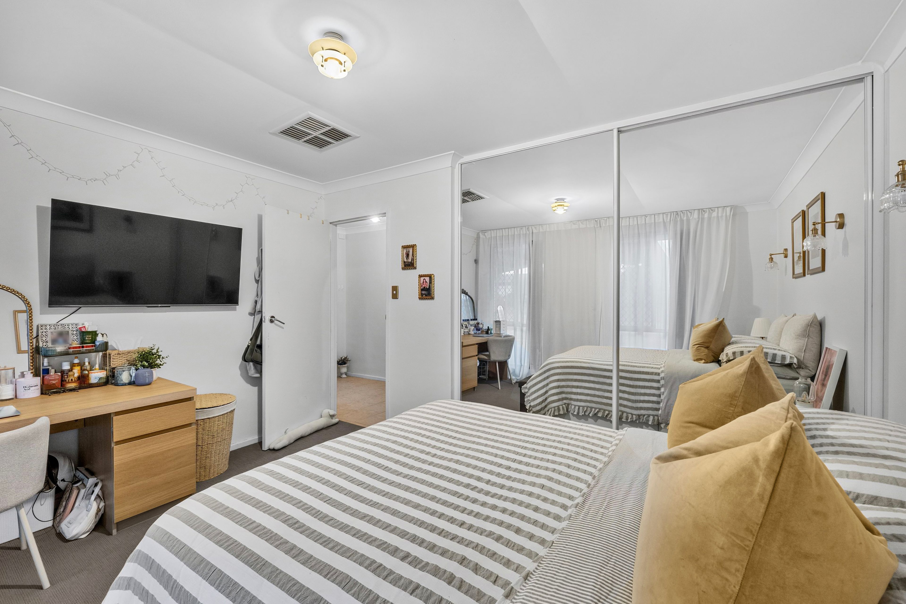 36A Cobham Way — photo 10 of 18