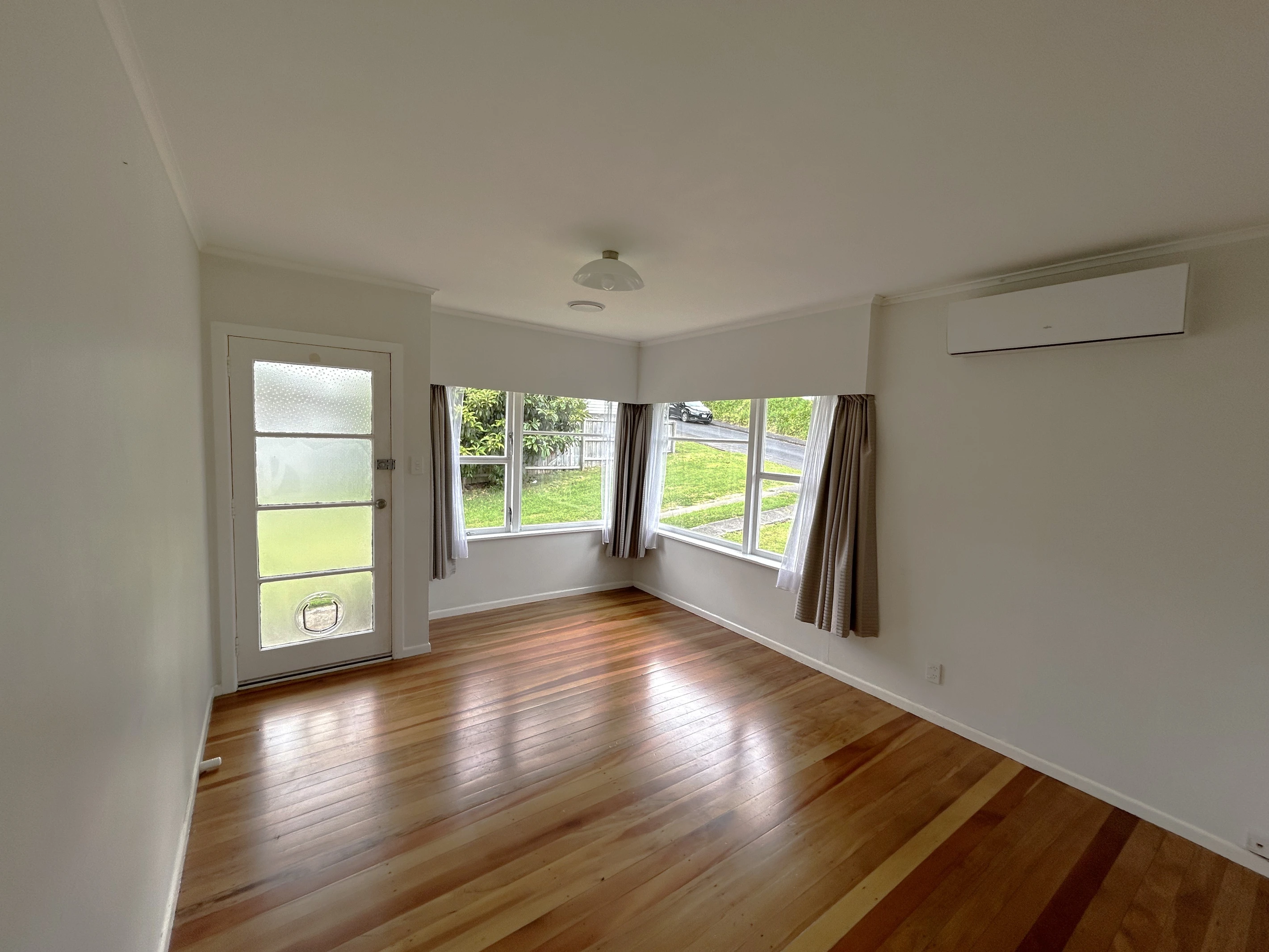 1/3 Waitati Place, New Windsor, Auckland City
