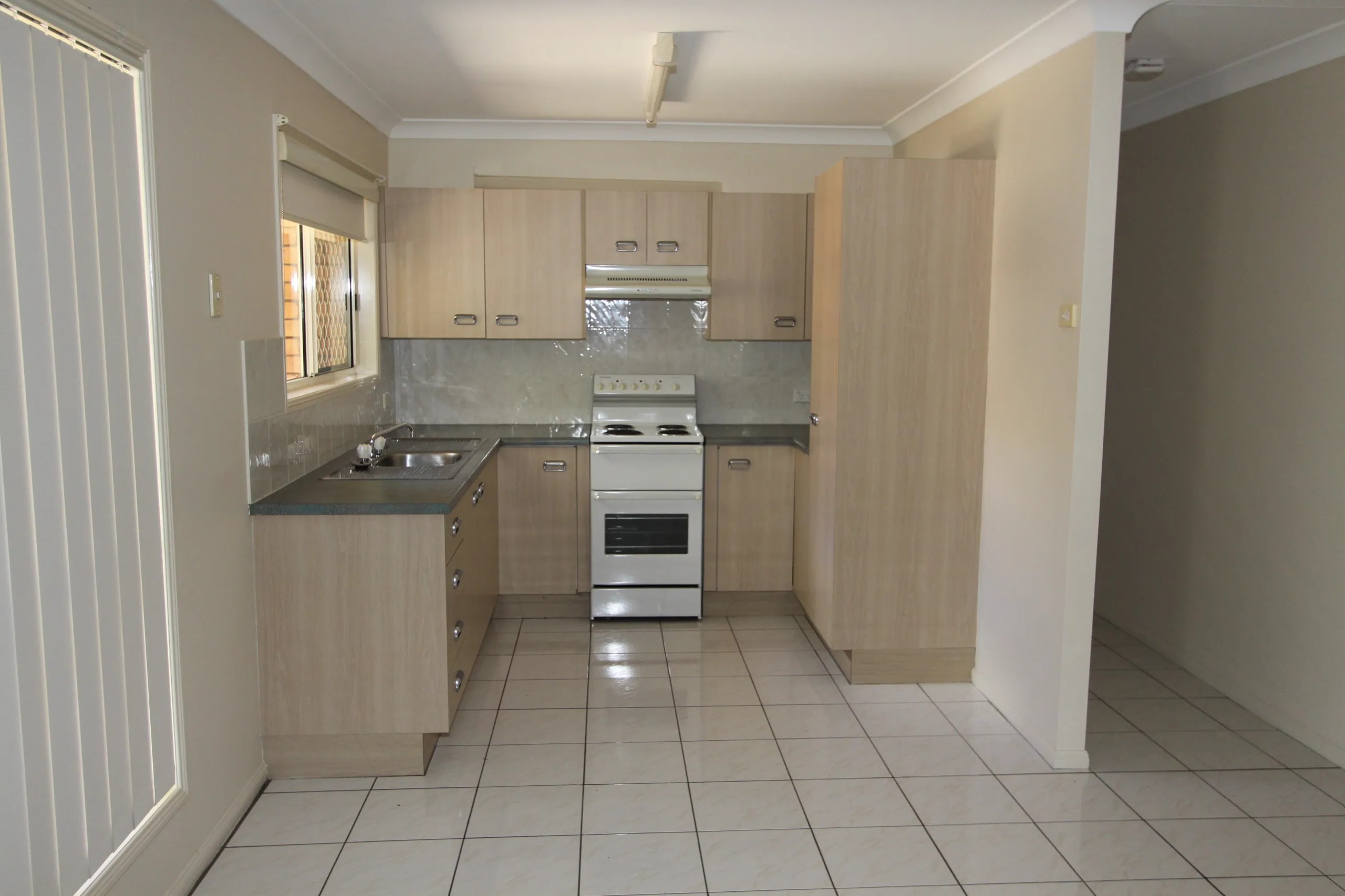 3/9 Kawana Close, Kawana, QLD 4701